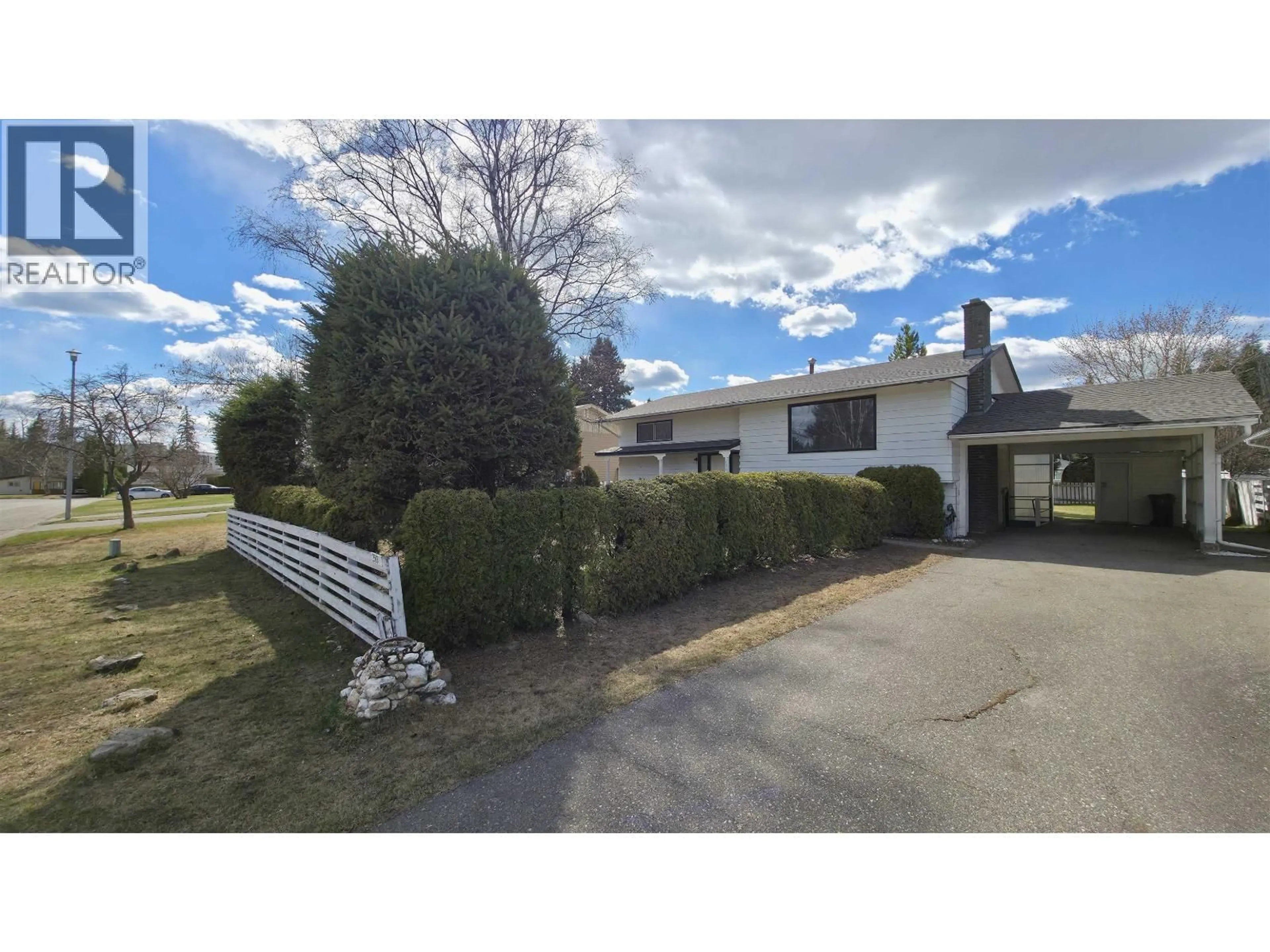 A pic from outside/outdoor area/front of a property/back of a property/a pic from drone, street for 2583 BORDEN CRESCENT, Prince George British Columbia V2L2X4