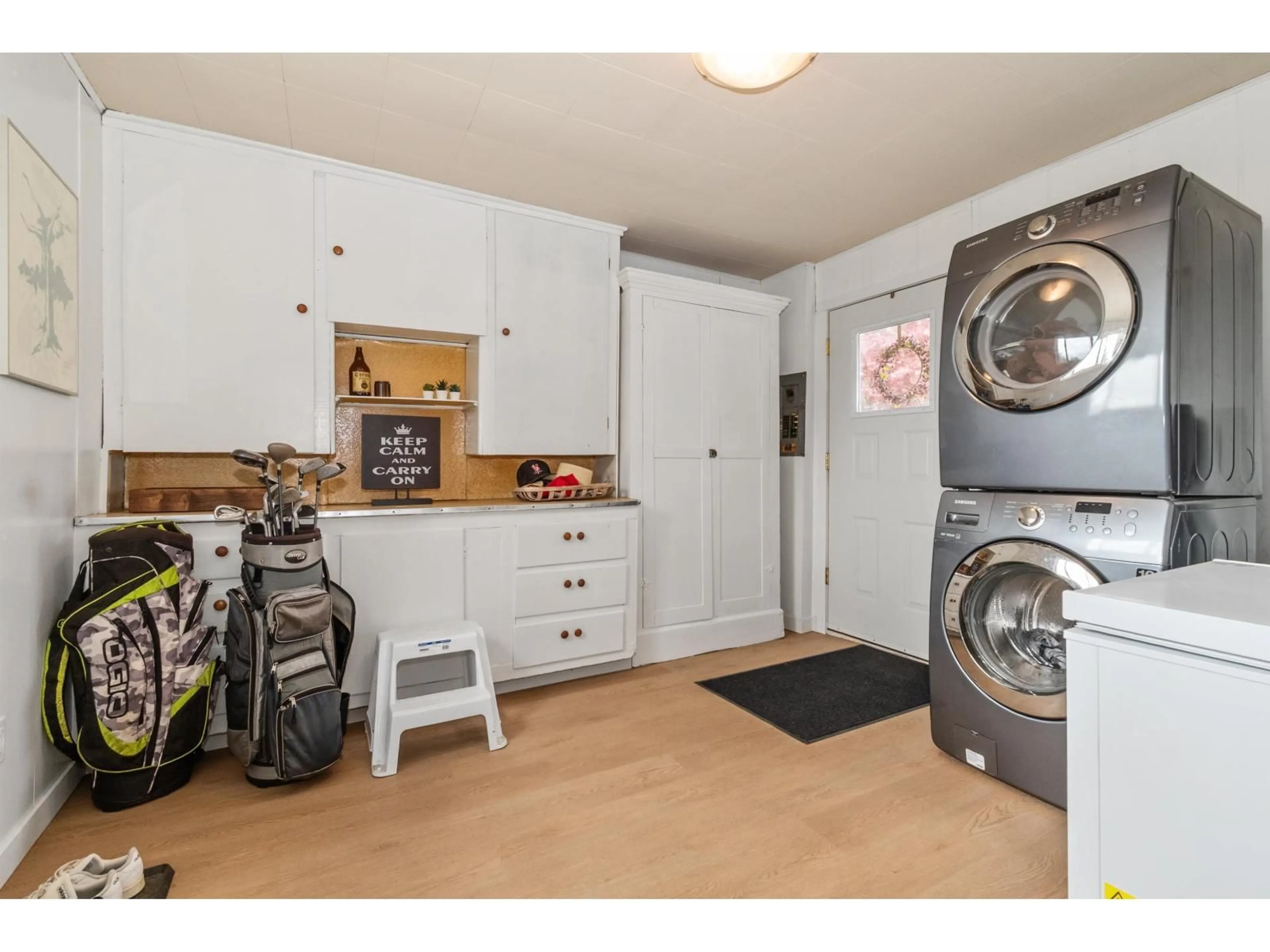 Laundry room for 46308 VELMA AVENUE, Chilliwack British Columbia V4Z1A1