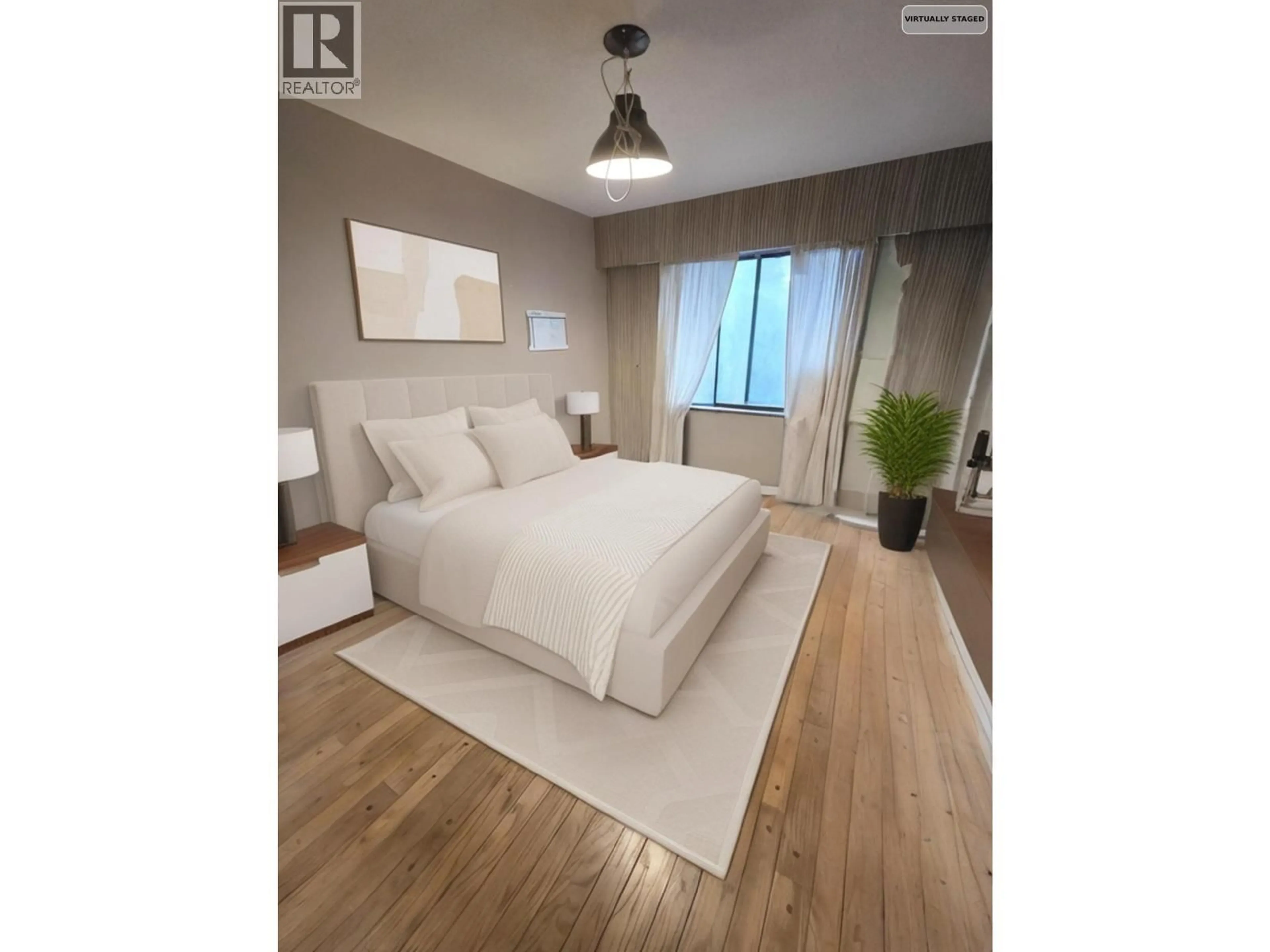 Bedroom with bed, wood/laminate floor for 211 WARWICK AVENUE, Burnaby British Columbia V5B1K8