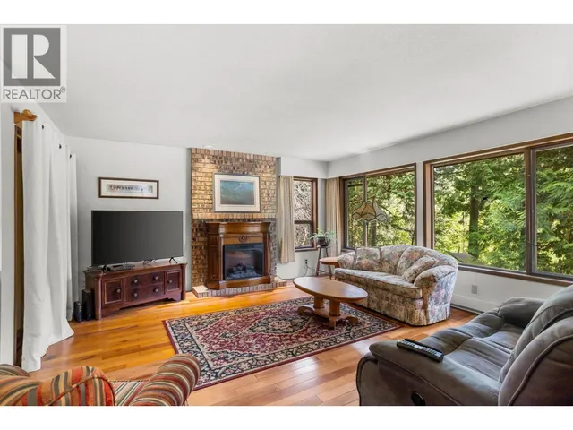 24400 130 AVENUE, Maple Ridge 4