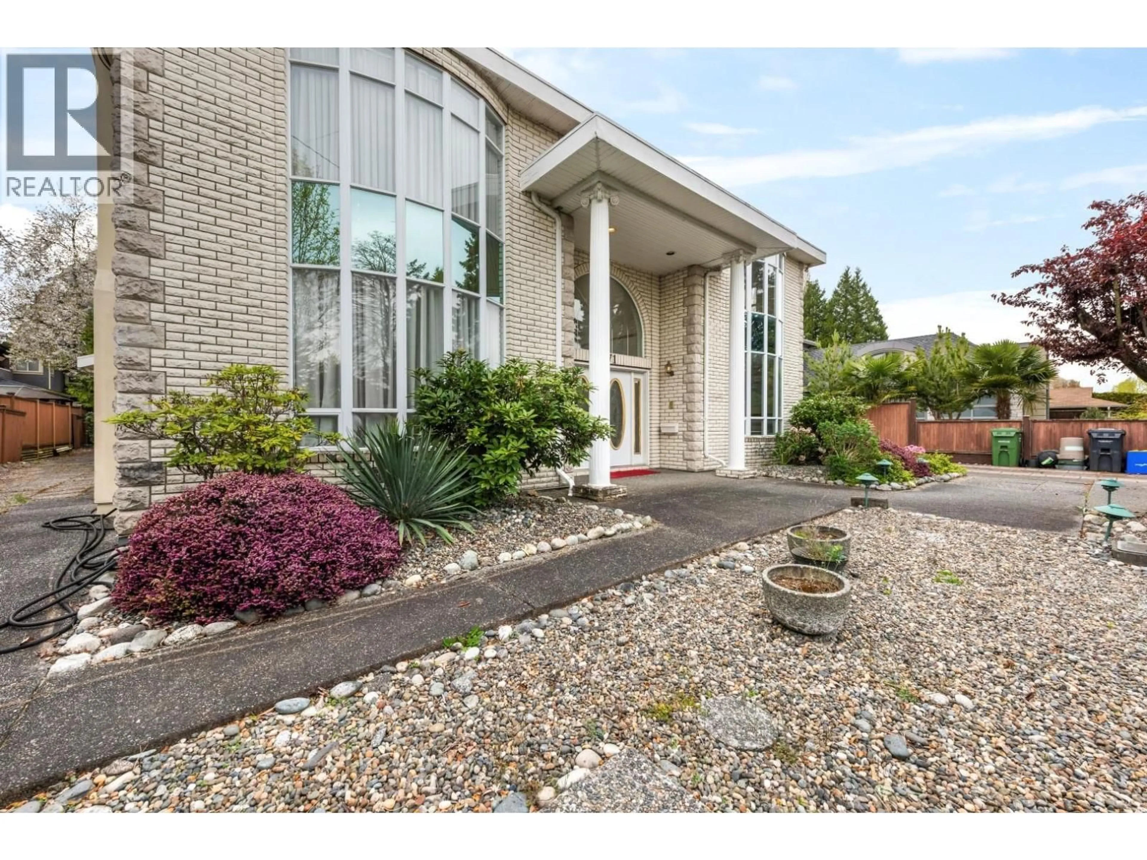 Unknown for 7471 LEDWAY ROAD, Richmond British Columbia V7C3N5