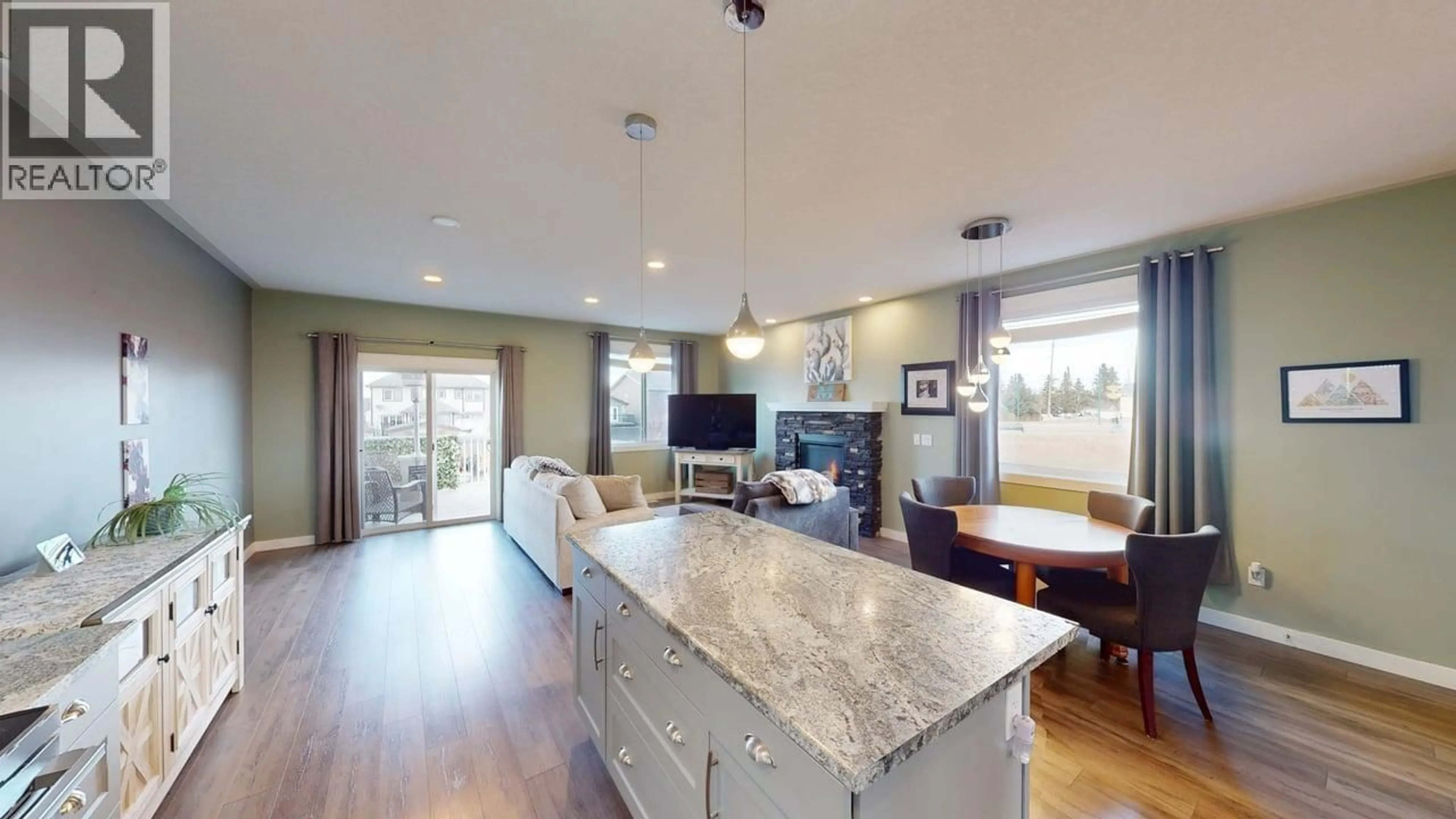 Open concept kitchen, unknown for 10010 111 AVENUE, Fort St. John British Columbia V1J2V2