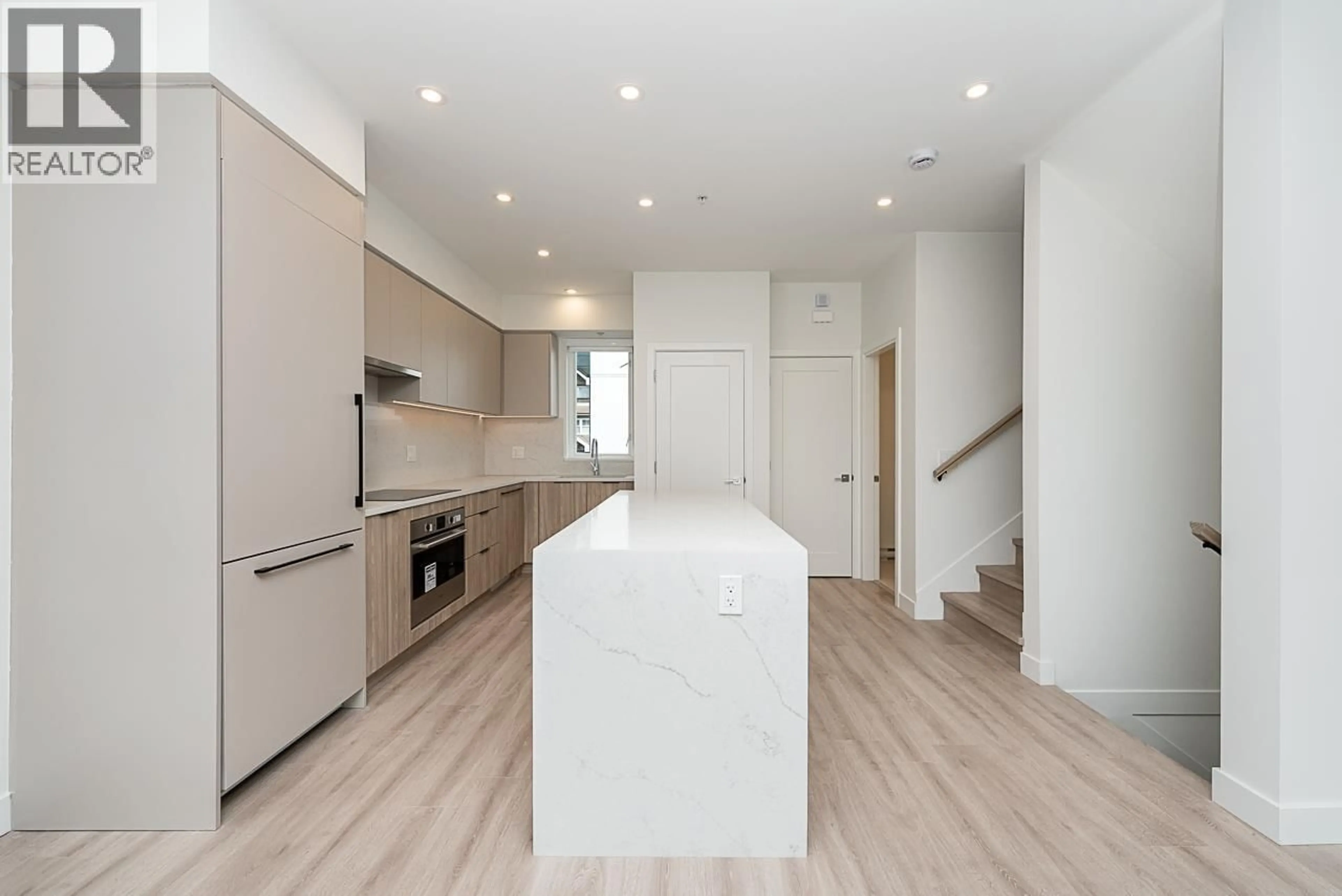 Open concept kitchen, unknown for 210 - 7161 17TH AVENUE, Burnaby British Columbia V3N0K1