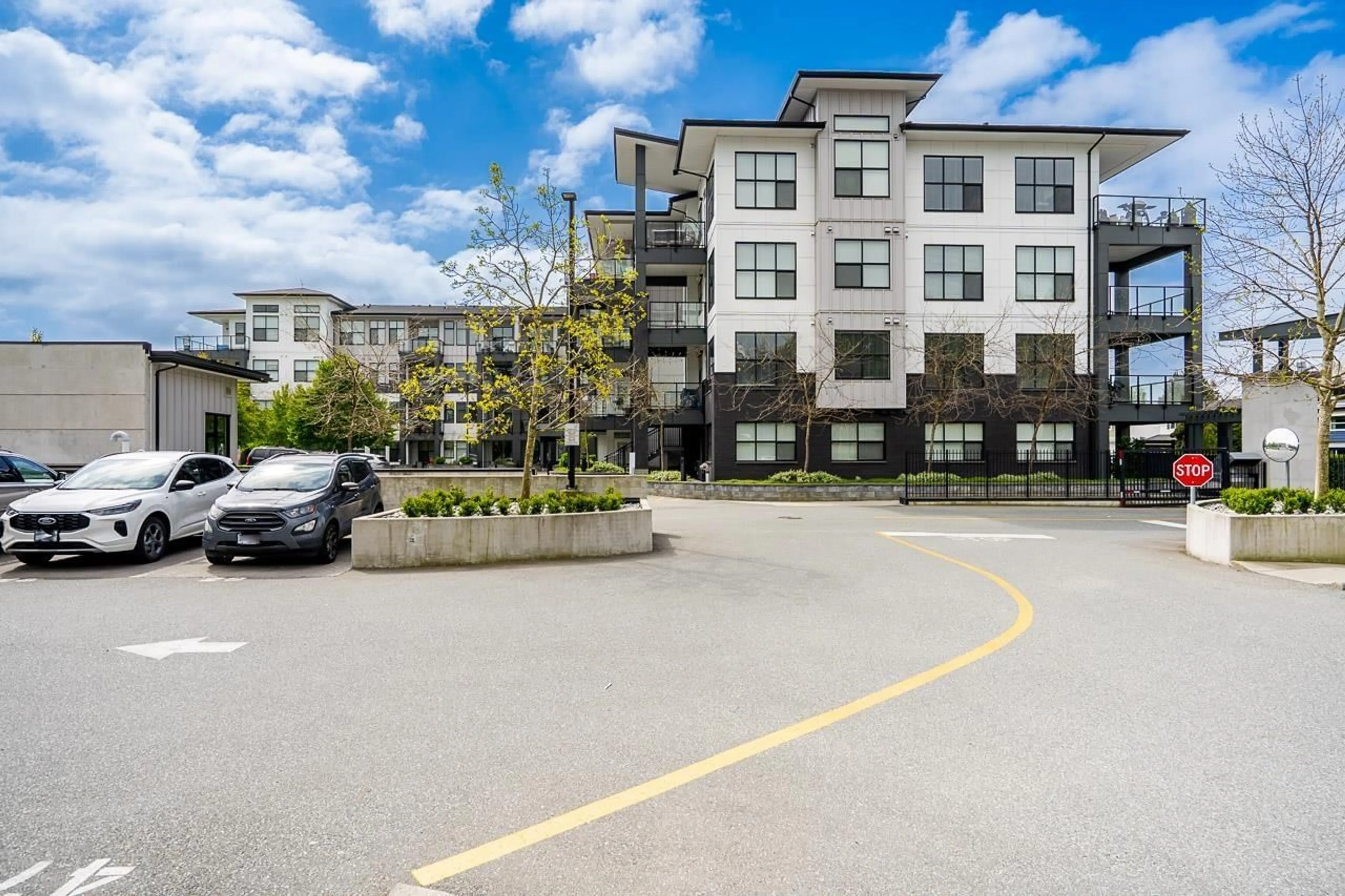 Unknown for 205 - 2120 GLADWIN ROAD, Abbotsford British Columbia V2S0L7