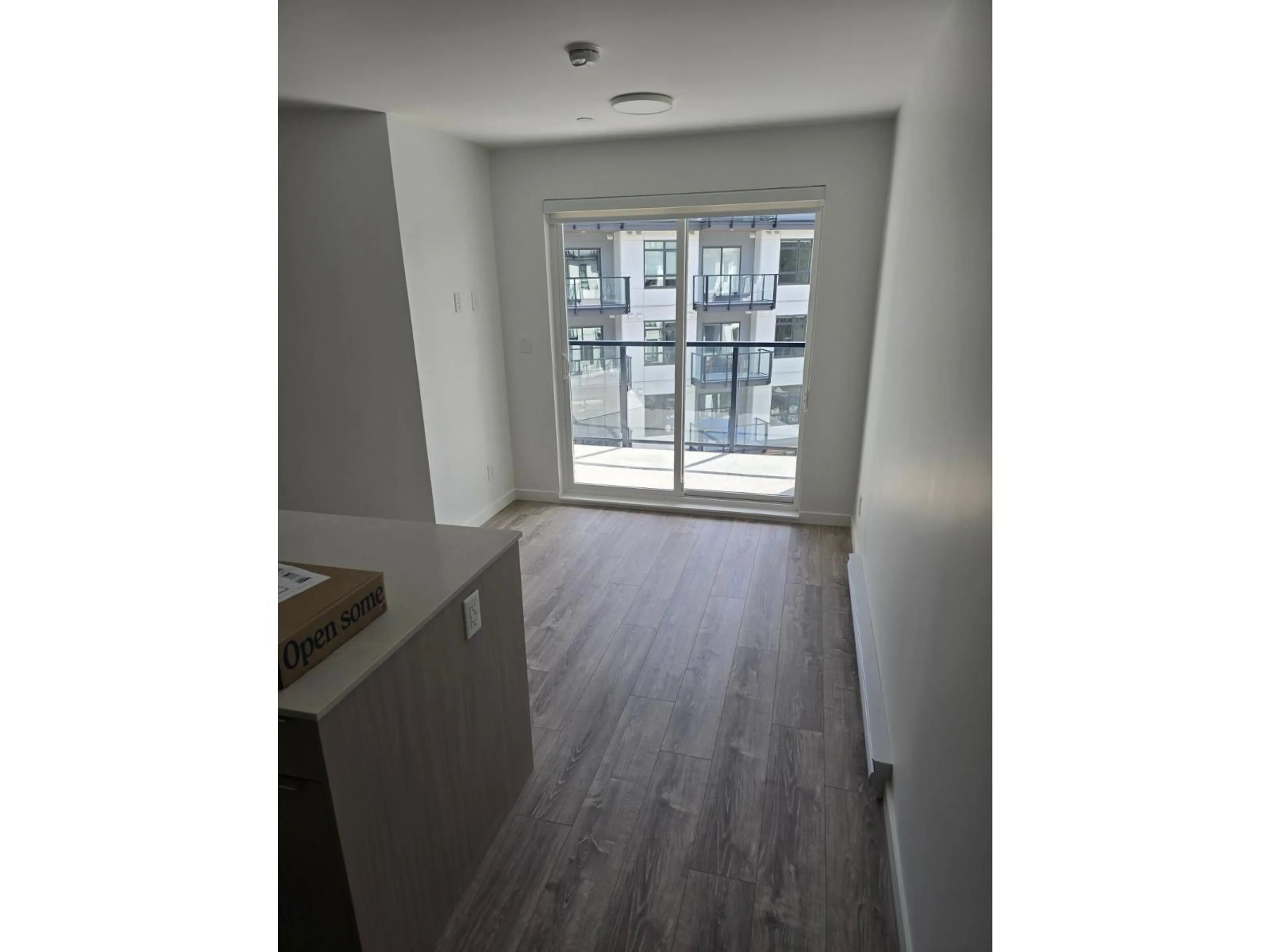 Unknown for 521 - 13968 LAUREL DRIVE, Surrey British Columbia V3T1A8