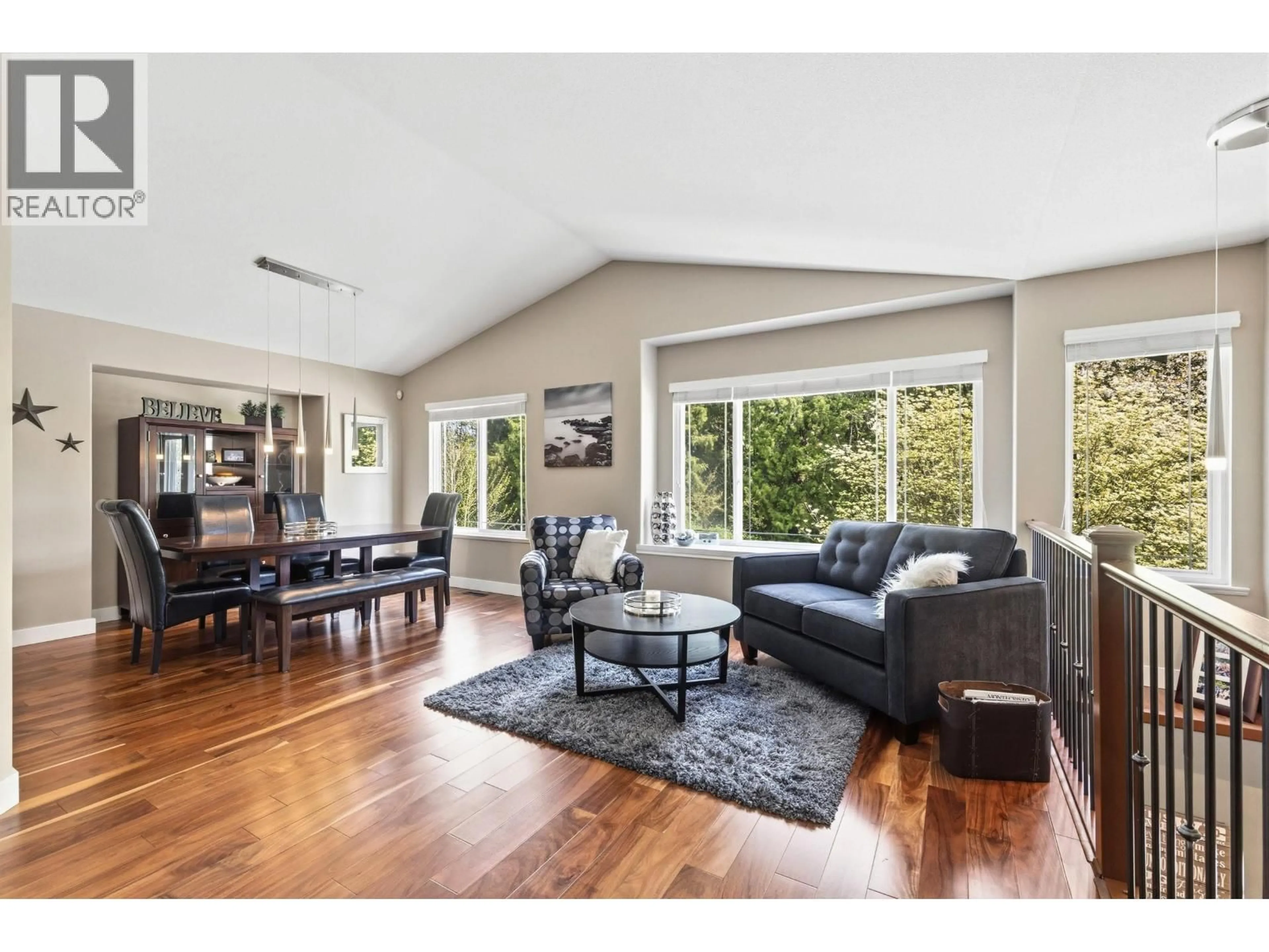 Living room with furniture, wood/laminate floor for 11377 CREEKSIDE STREET, Maple Ridge British Columbia V2W2A4