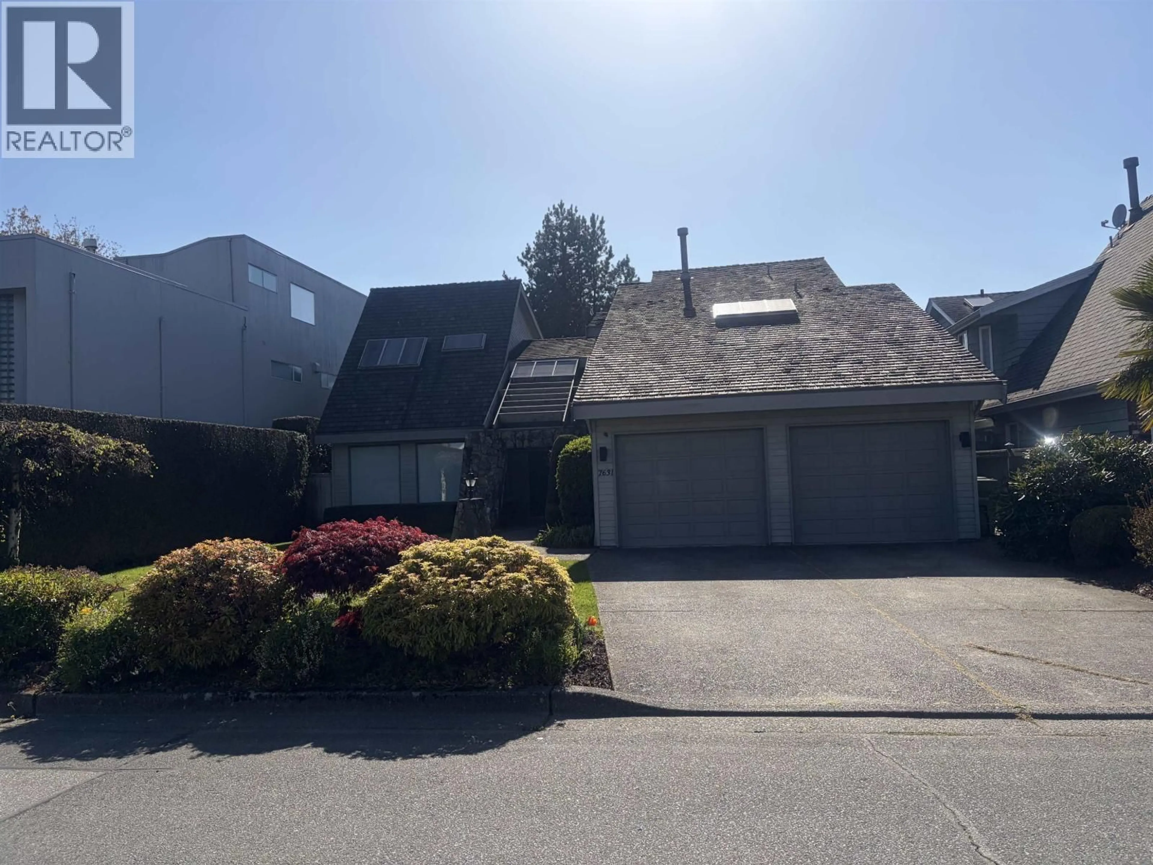 A pic from outside/outdoor area/front of a property/back of a property/a pic from drone, street for 7631 CHELSEA ROAD, Richmond British Columbia V7C3S7