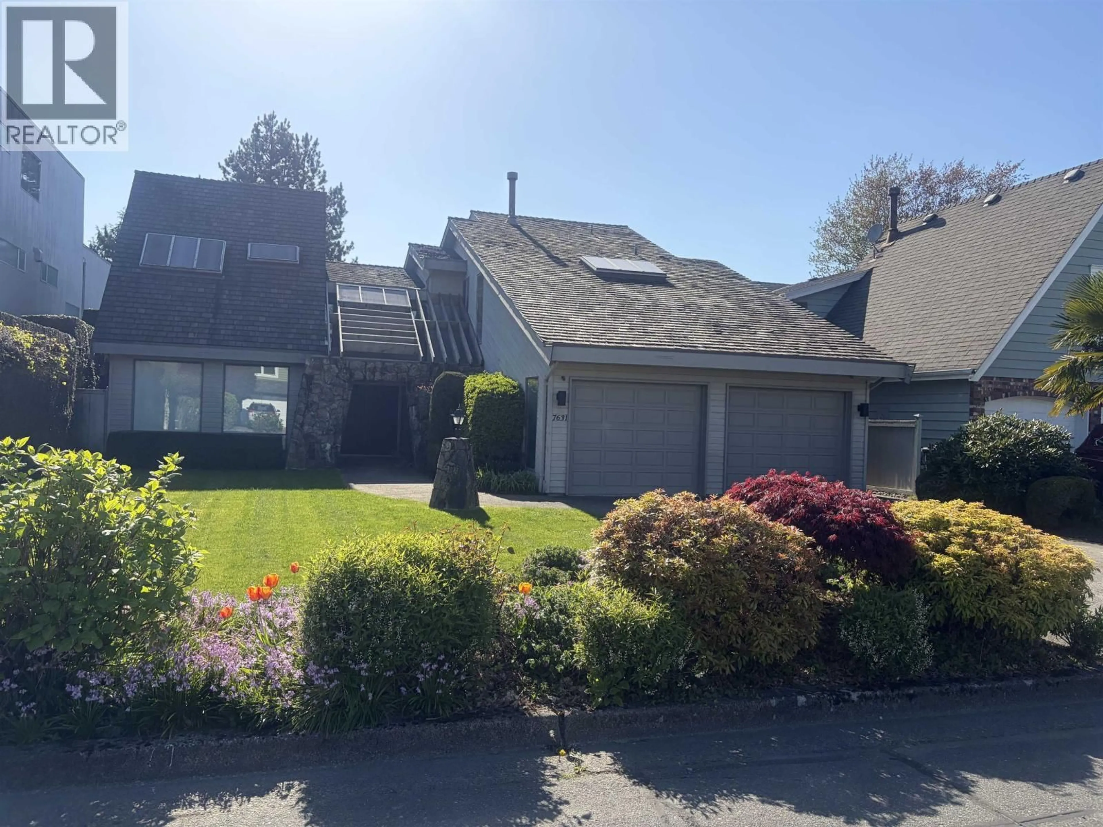 A pic from outside/outdoor area/front of a property/back of a property/a pic from drone, street for 7631 CHELSEA ROAD, Richmond British Columbia V7C3S7