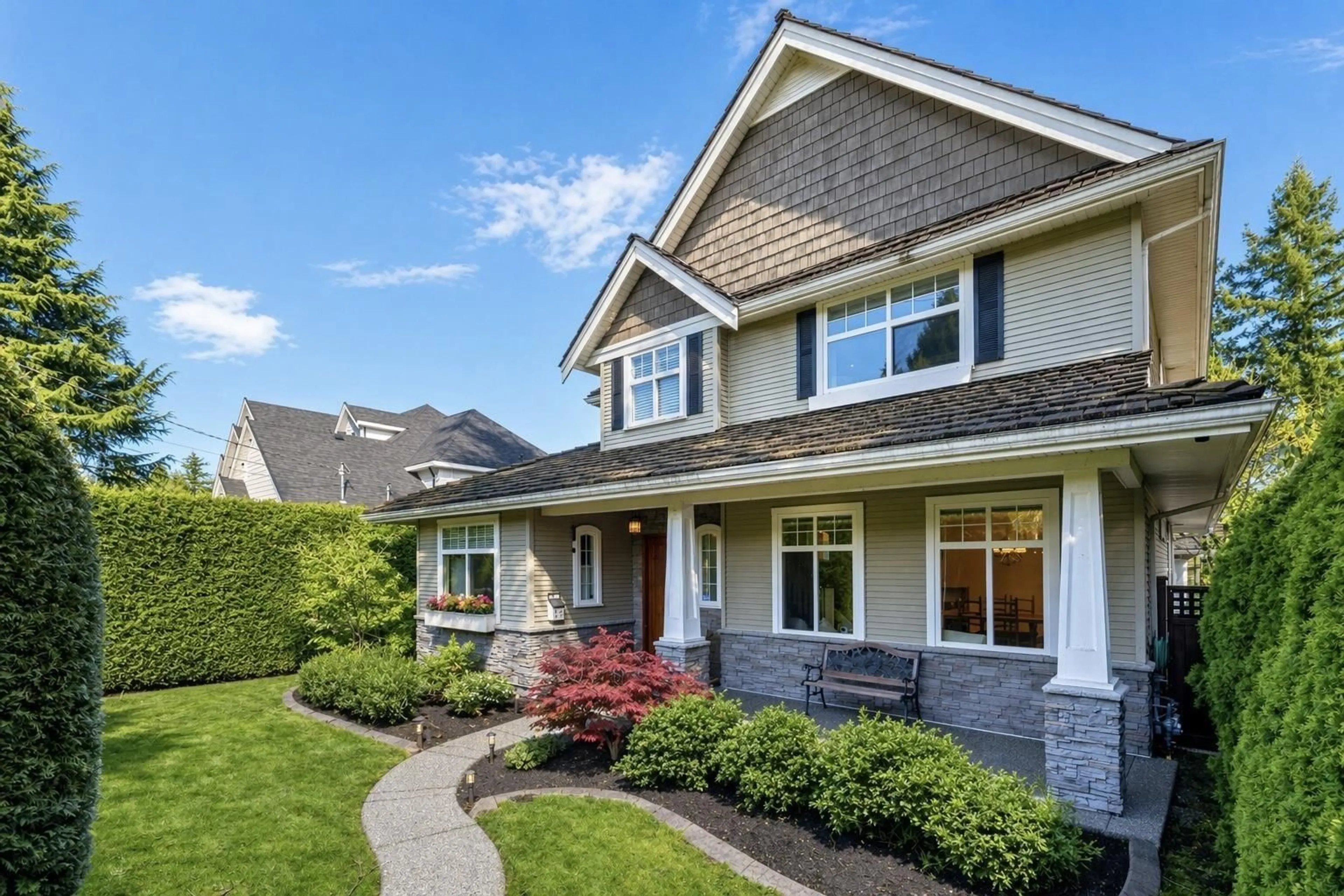 Home with vinyl exterior material, street for 1930 140 STREET, Surrey British Columbia V4A4H3