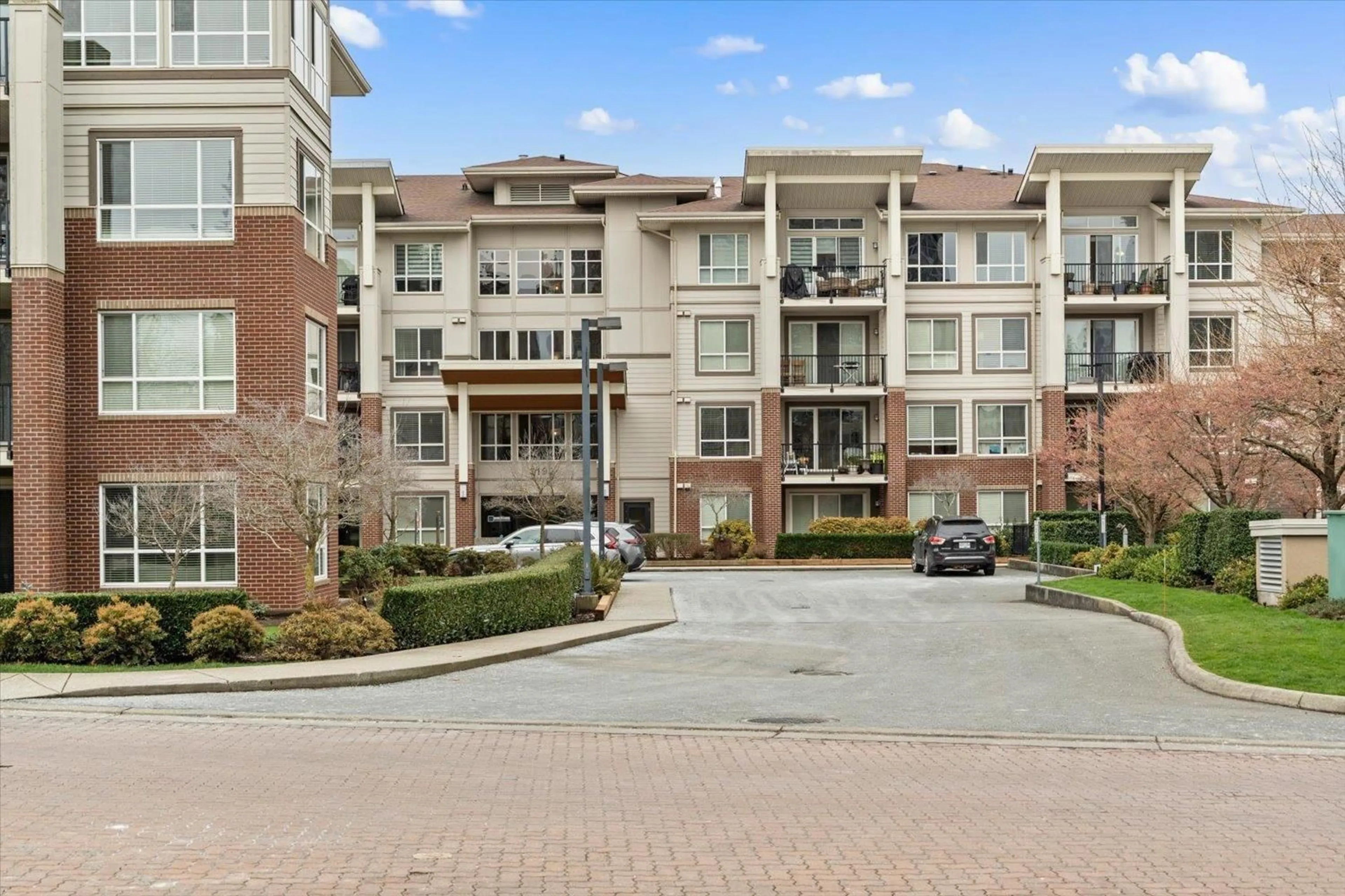 Unknown for 402 - 3192 GLADWIN ROAD, Abbotsford British Columbia V2T6M9