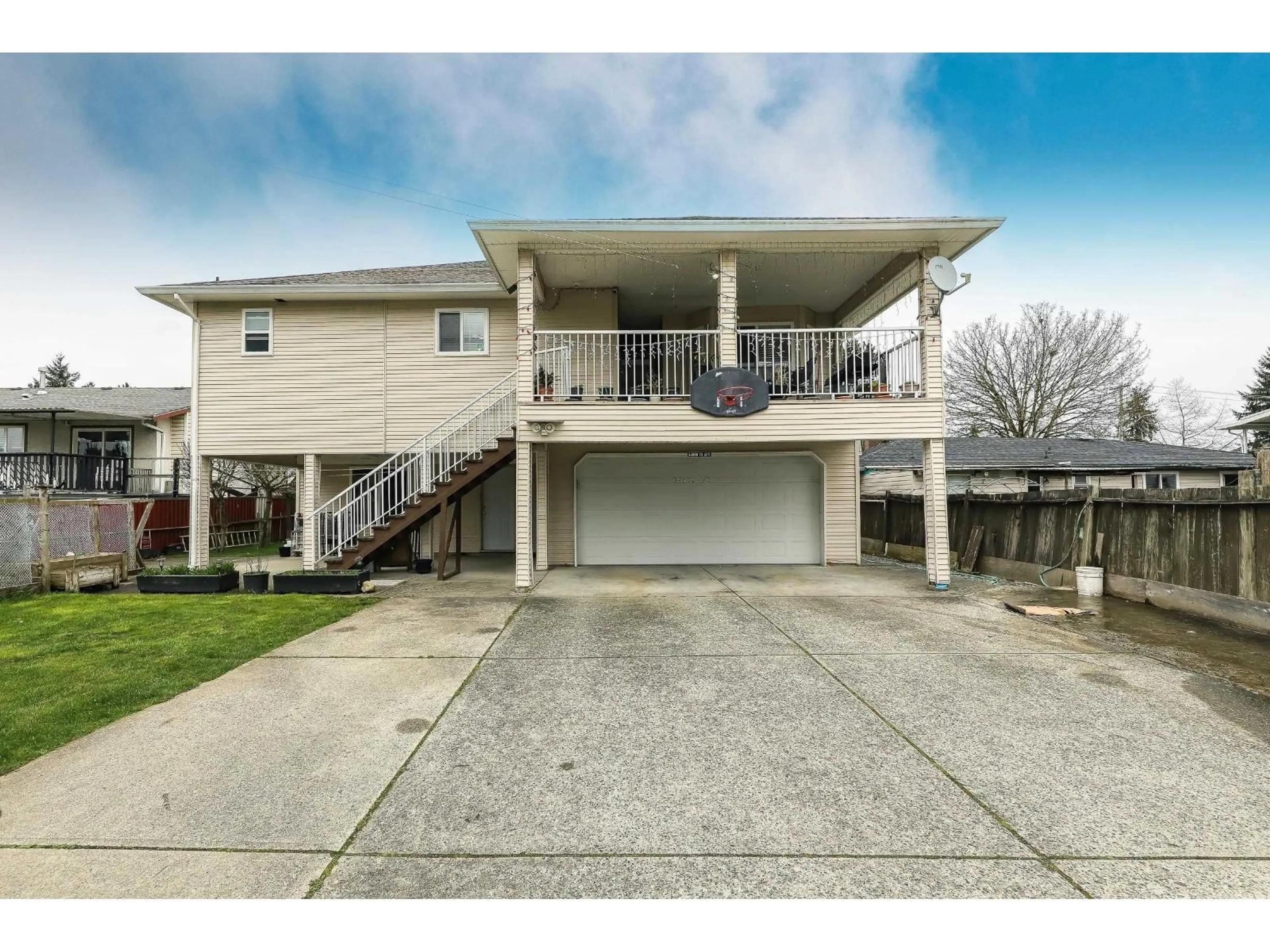 Unknown for 14076 72 AVENUE, Surrey British Columbia V1Y7P9