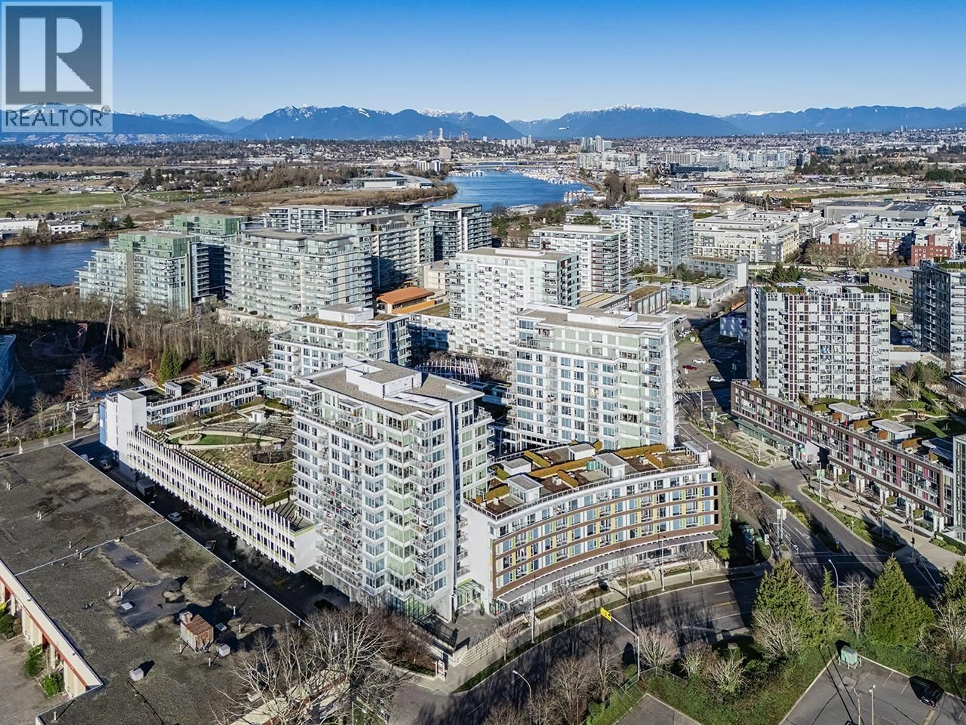 A pic from outside/outdoor area/front of a property/back of a property/a pic from drone, city buildings view from balcony for 2011 - 5511 HOLLYBRIDGE WAY, Richmond British Columbia V7C0A3