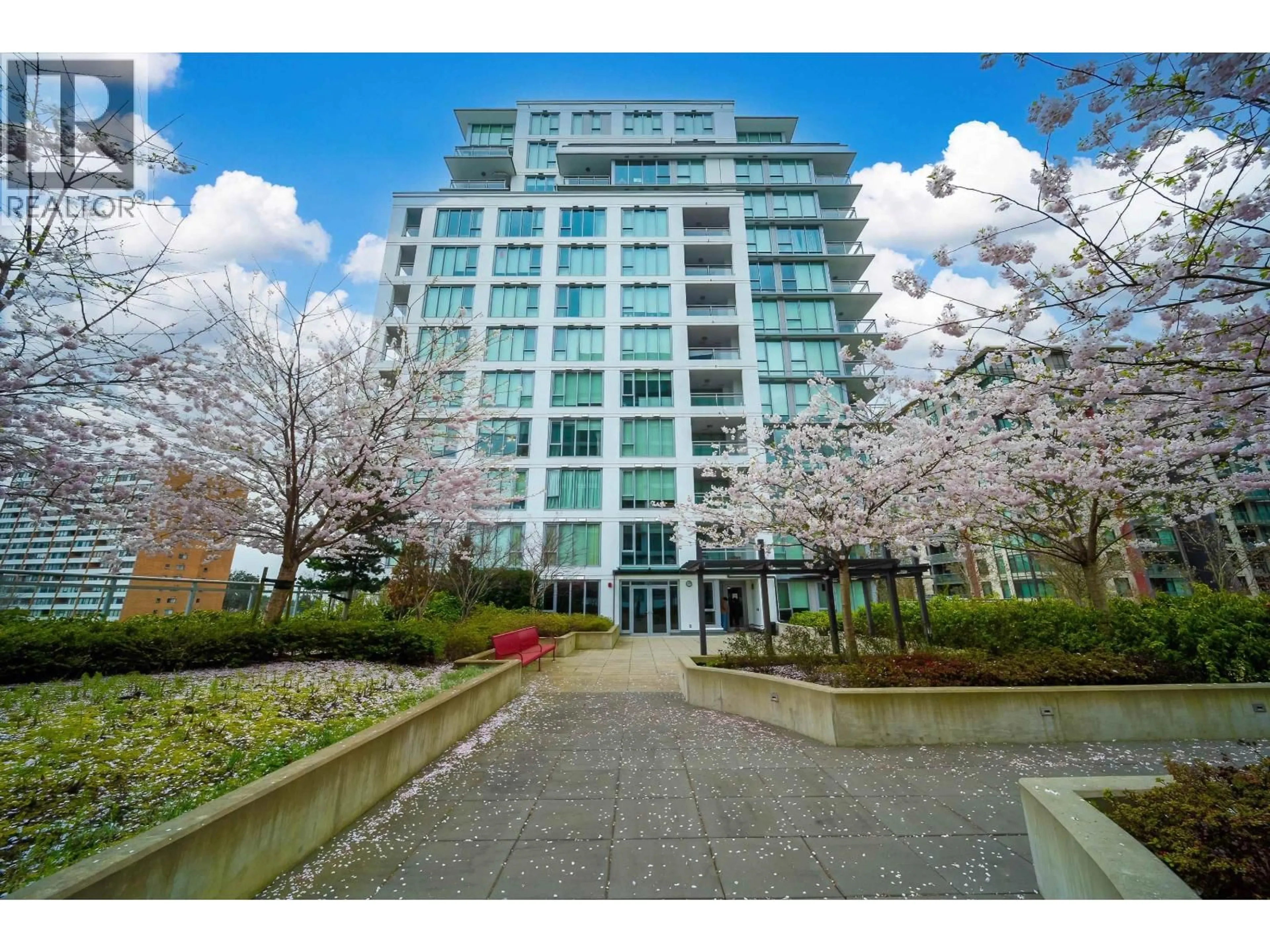 Indoor foyer for 1306 - 7333 MURDOCH AVENUE, Richmond British Columbia V6Y0J8