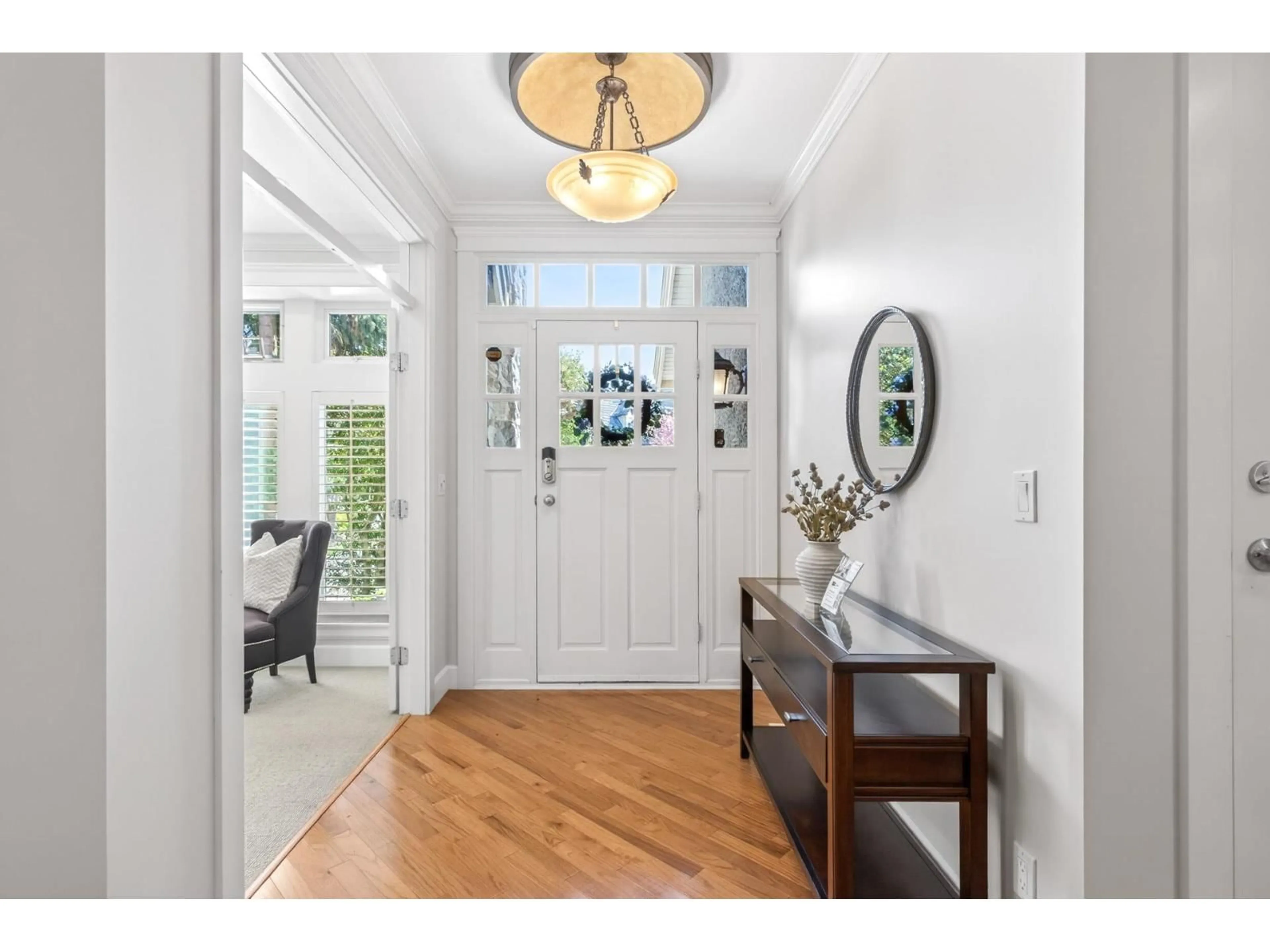 Indoor entryway for 3825 154 STREET, Surrey British Columbia V3Z0V2