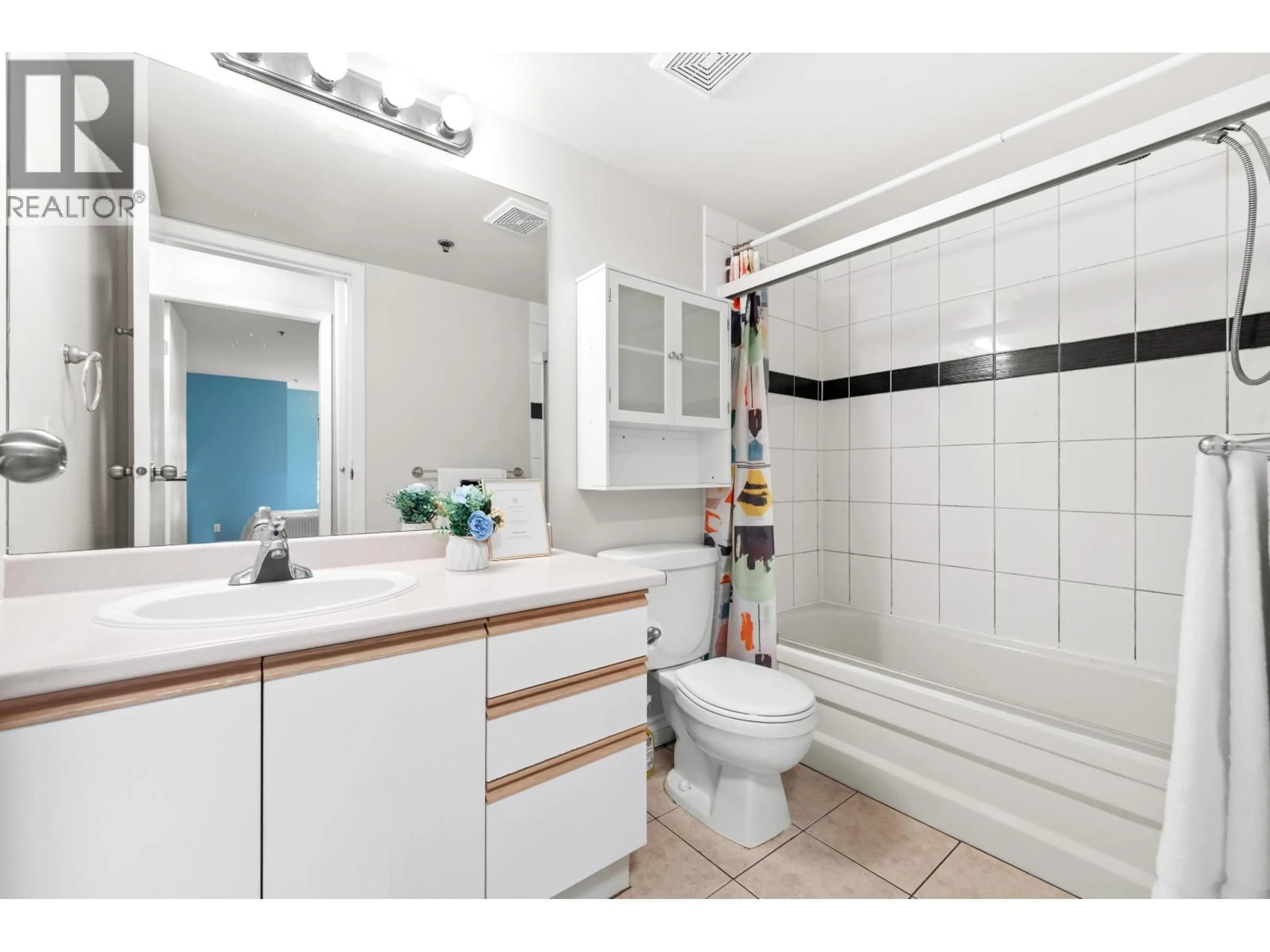 Standard bathroom, ceramic/tile floor for 103 - 8600 JONES ROAD, Richmond British Columbia V6Y3Z3