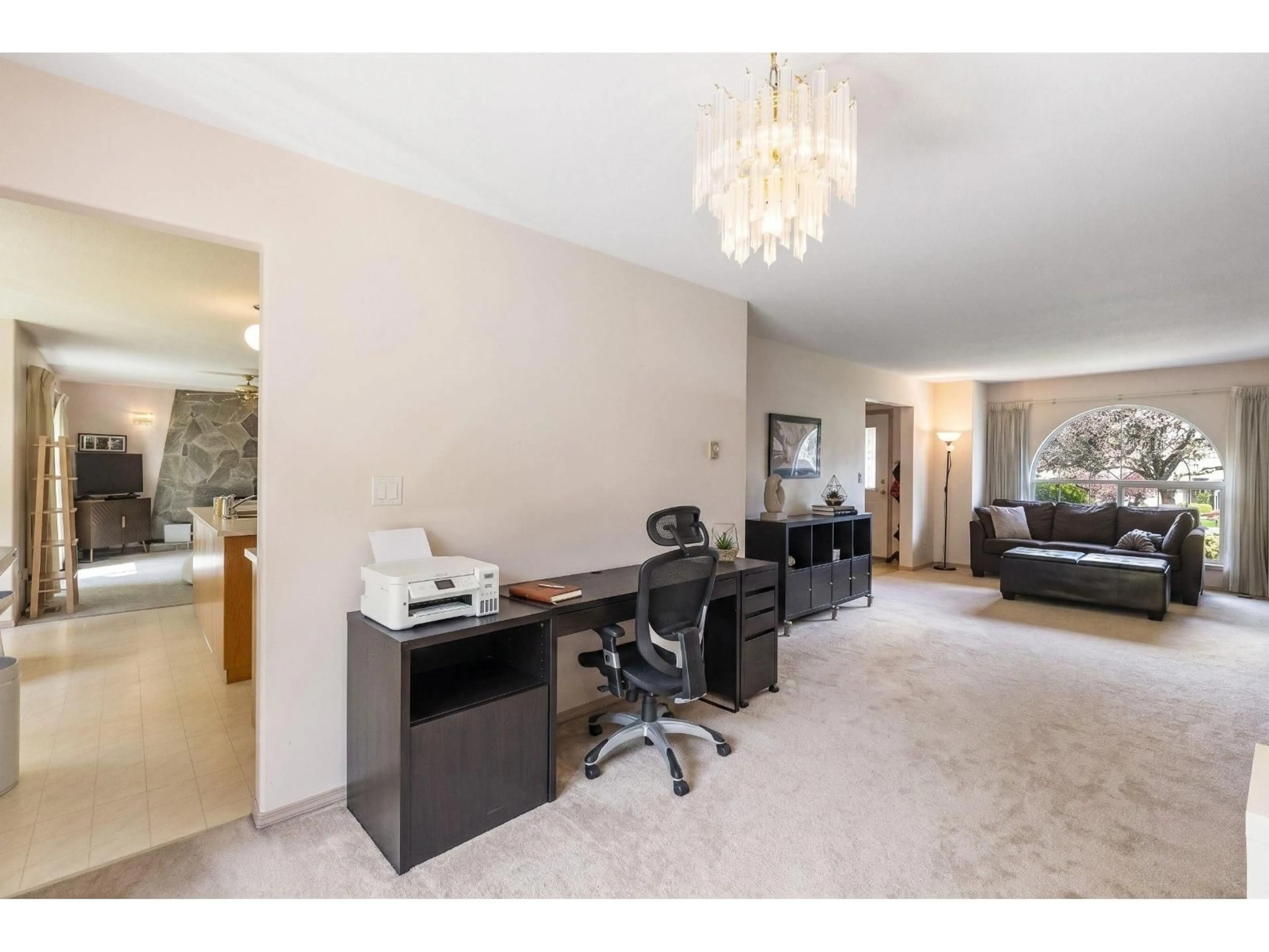 A pic of a room for 21549 85B COURT, Langley British Columbia V1M2G4