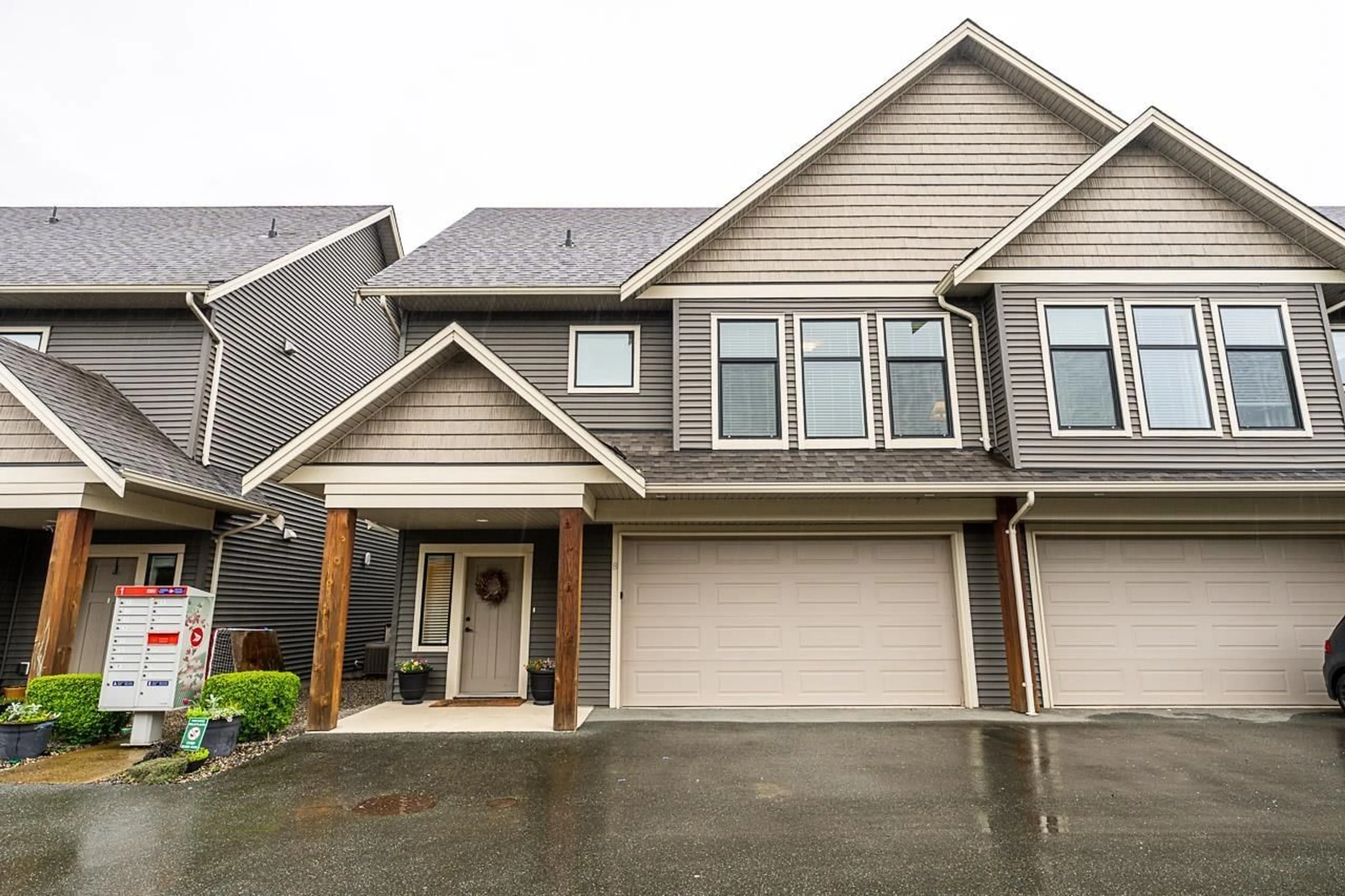Home with vinyl exterior material, street for 8 - 7435 MORROW ROAD, Agassiz British Columbia V0M1A2