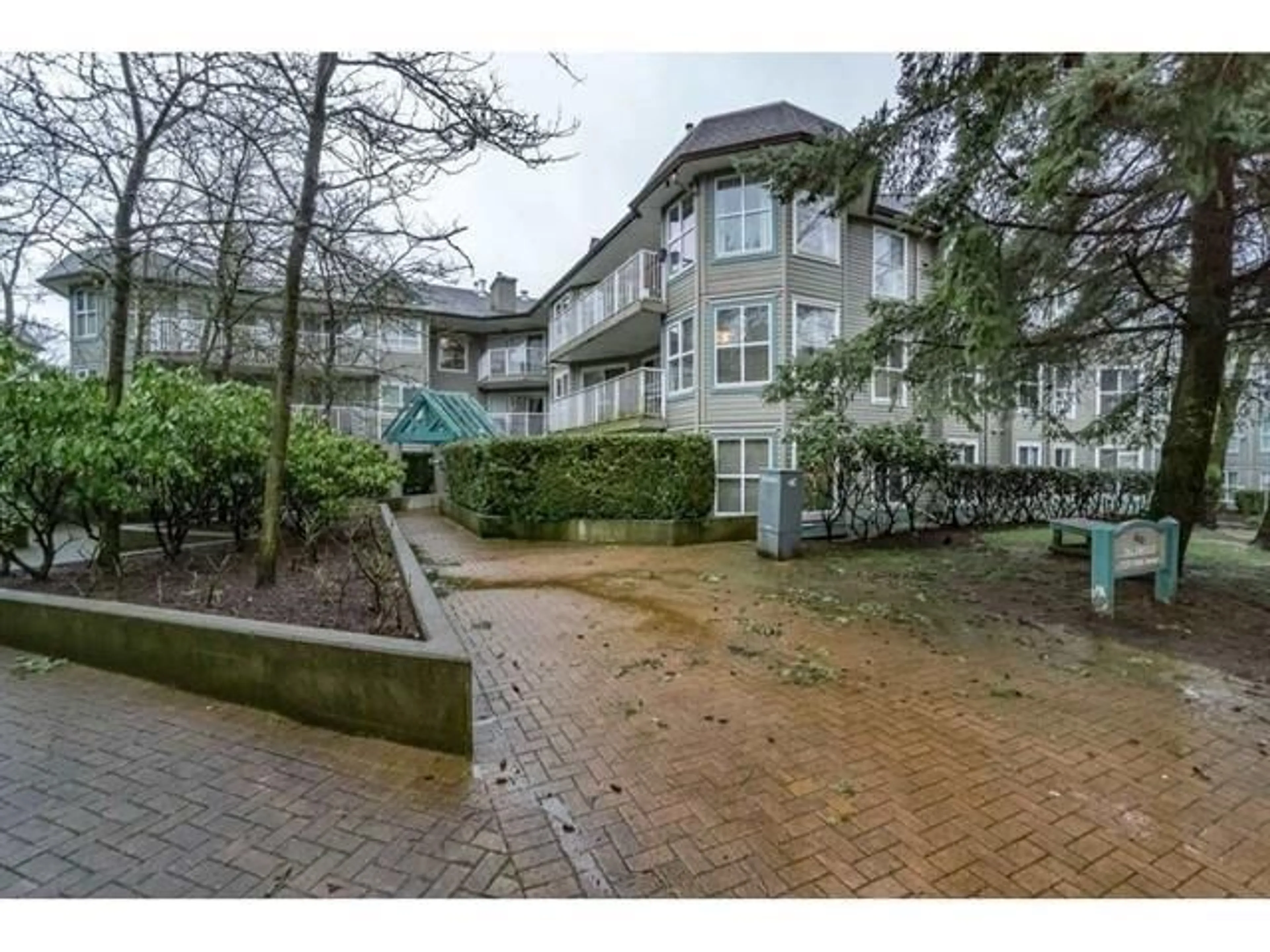 Unknown for 303 - 15120 108 AVENUE, Surrey British Columbia V3R0T7