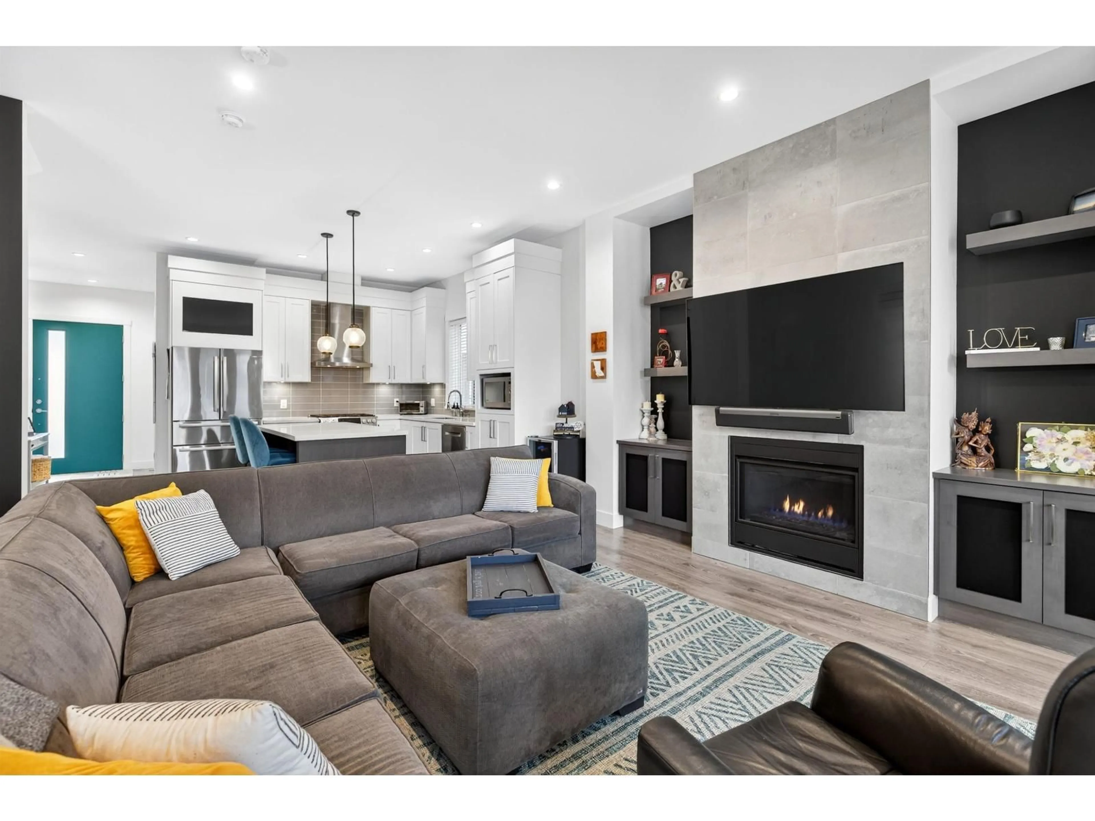 Living room with furniture, unknown for 73 172 STREET, Surrey British Columbia V3Z9R2