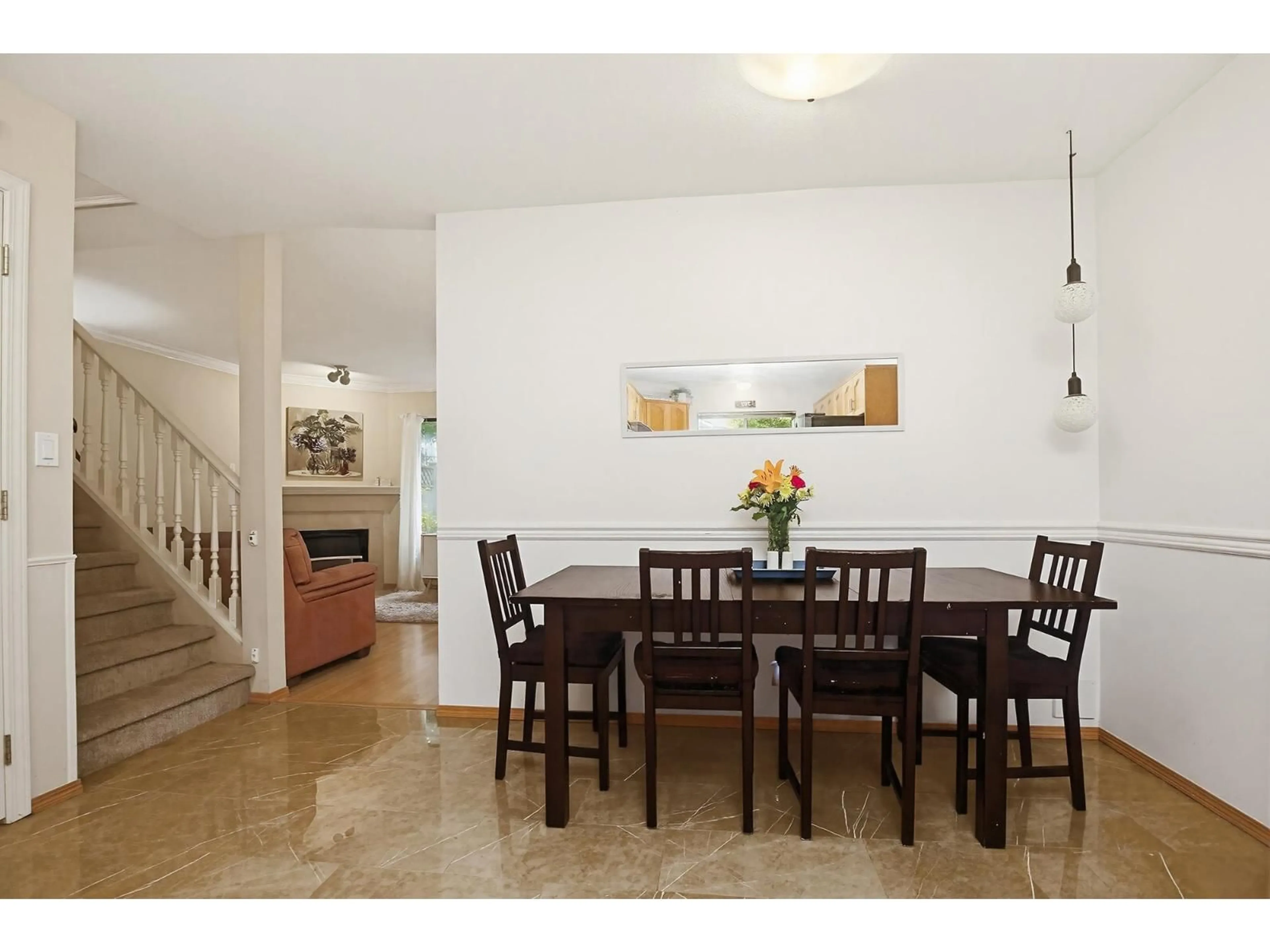 Dining room, unknown for 15 - 2023 WINFIELD DRIVE, Abbotsford British Columbia V3G1K5