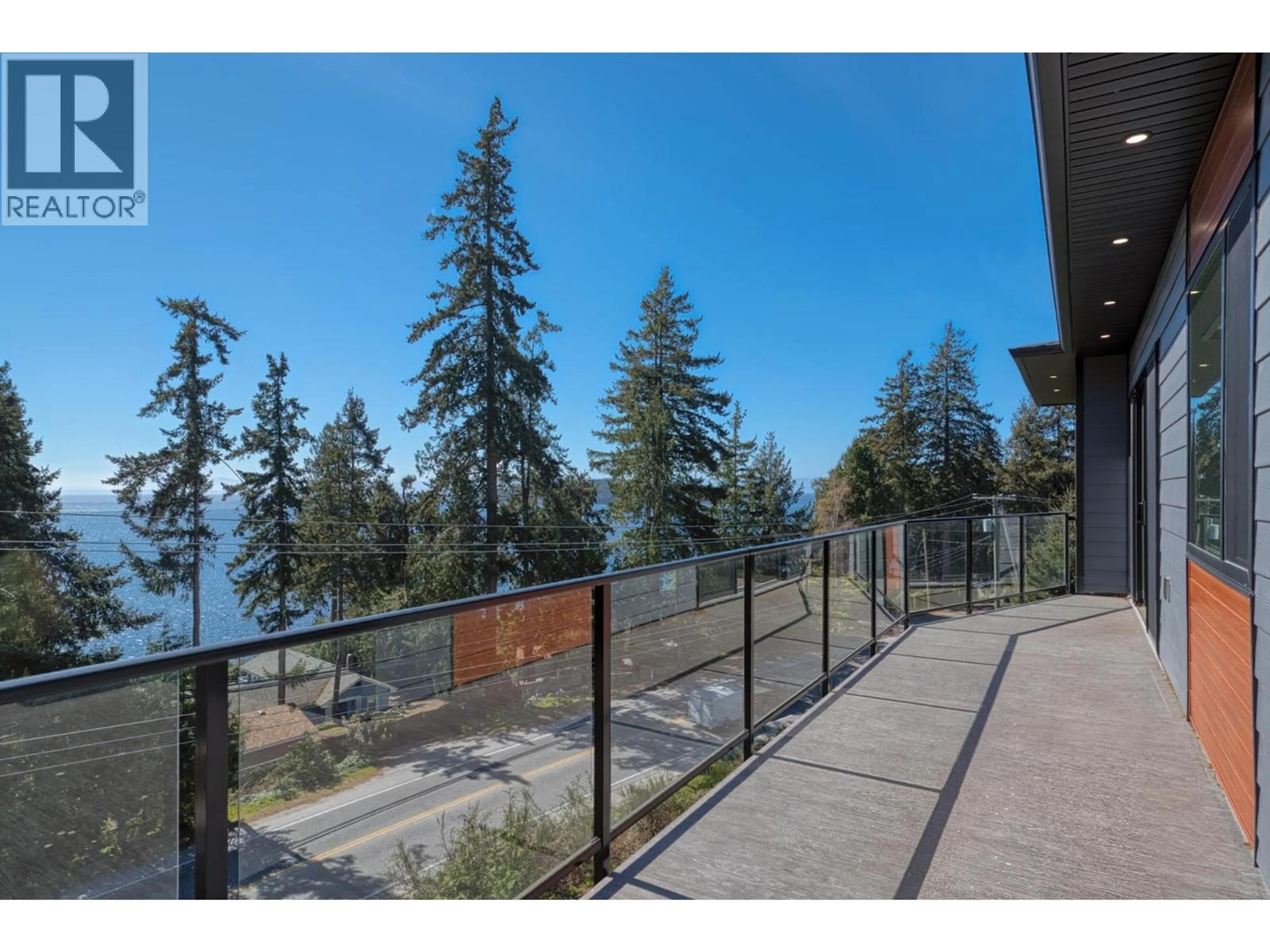 Patio, water/lake/river/ocean view for 5957 BARNACLE PLACE, Sechelt British Columbia V7Z0V4