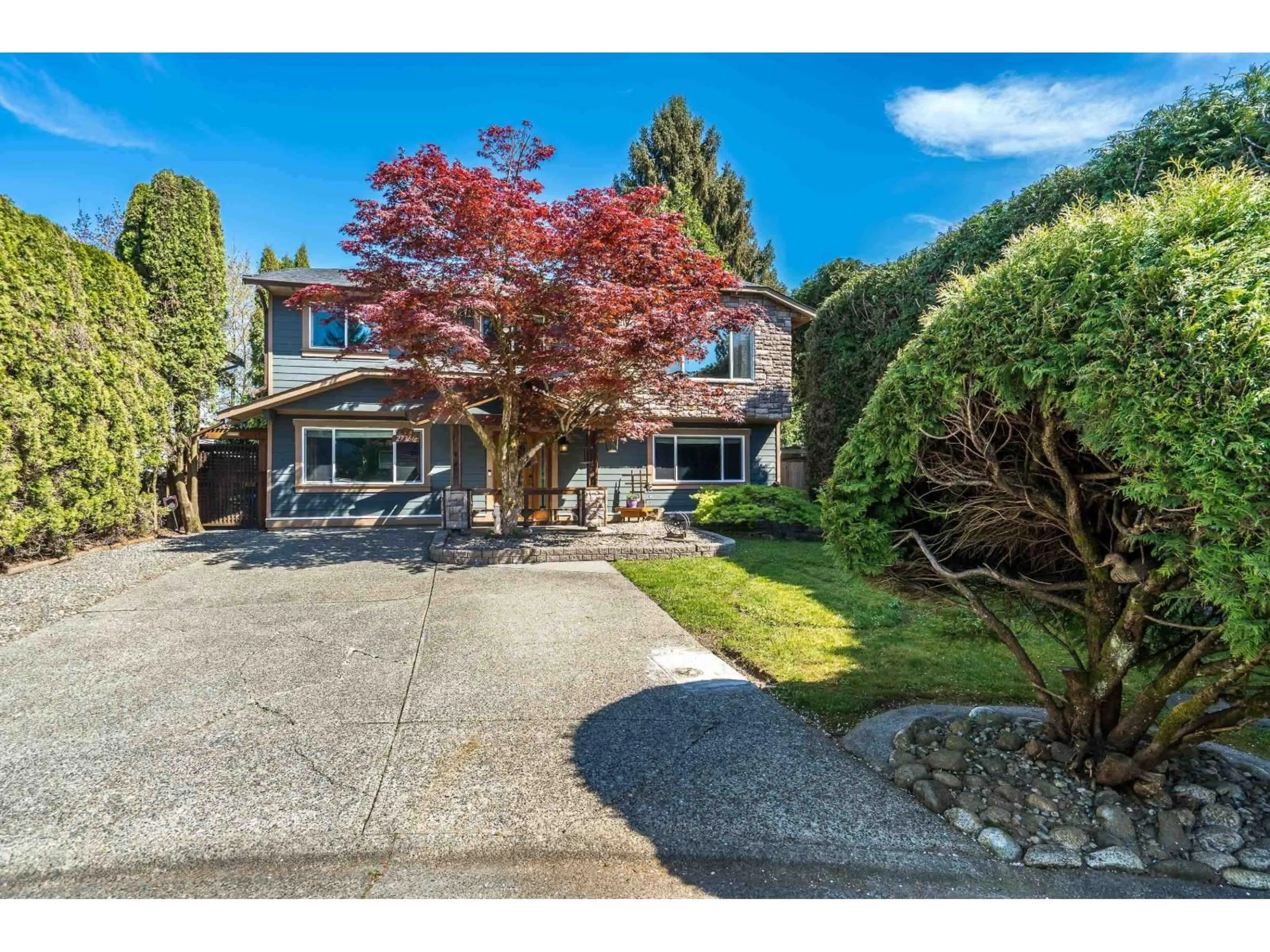 A pic from outside/outdoor area/front of a property/back of a property/a pic from drone, street for 27366 32A AVENUE, Langley British Columbia V4W3H9