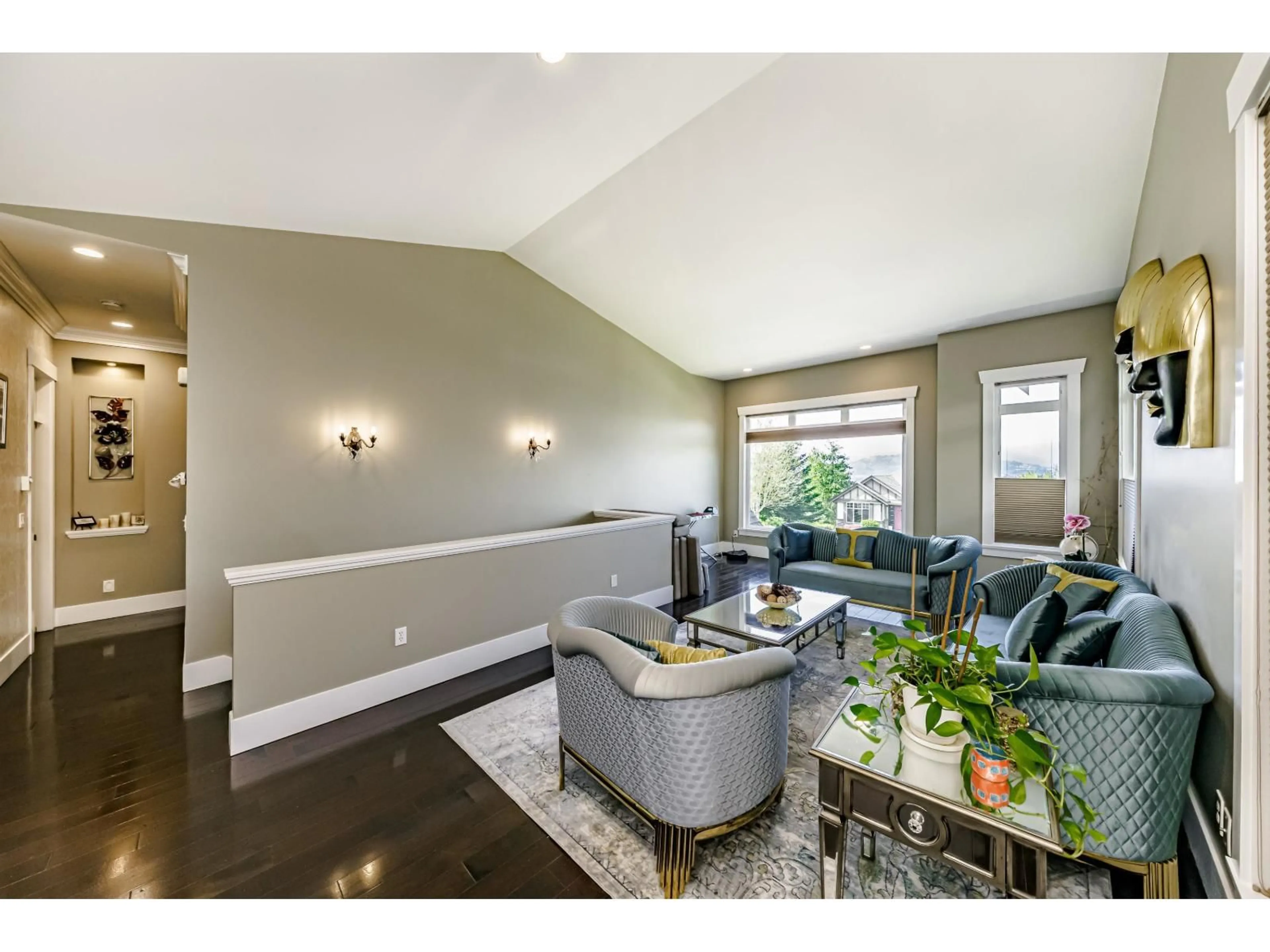 Living room with furniture, unknown for 46778 SYLVAN DRIVE, Sardis British Columbia V2R4E9