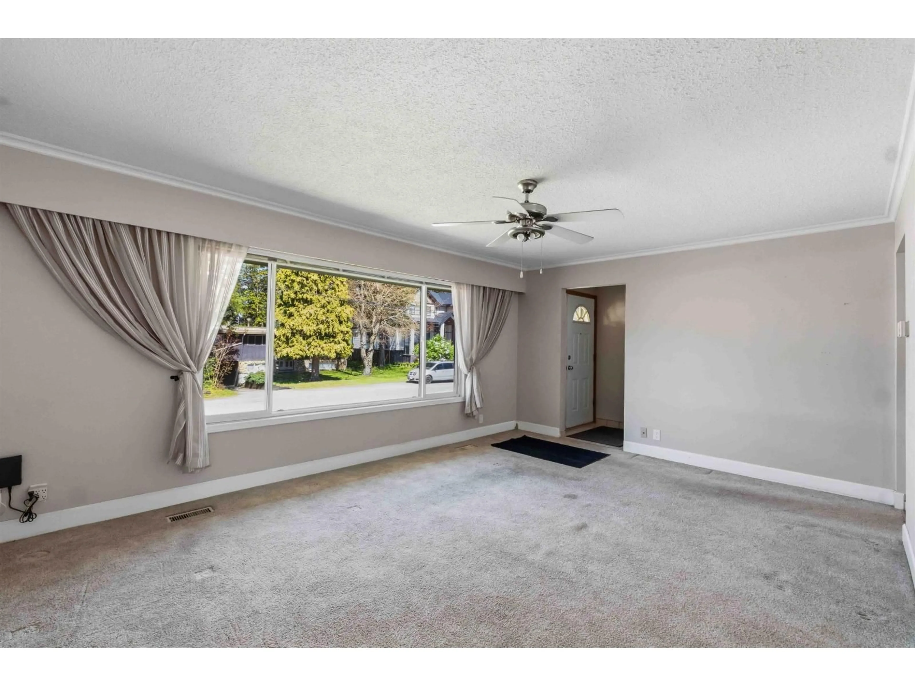 A pic of a room for 31806 CARLSRUE AVENUE, Abbotsford British Columbia V2T2J5