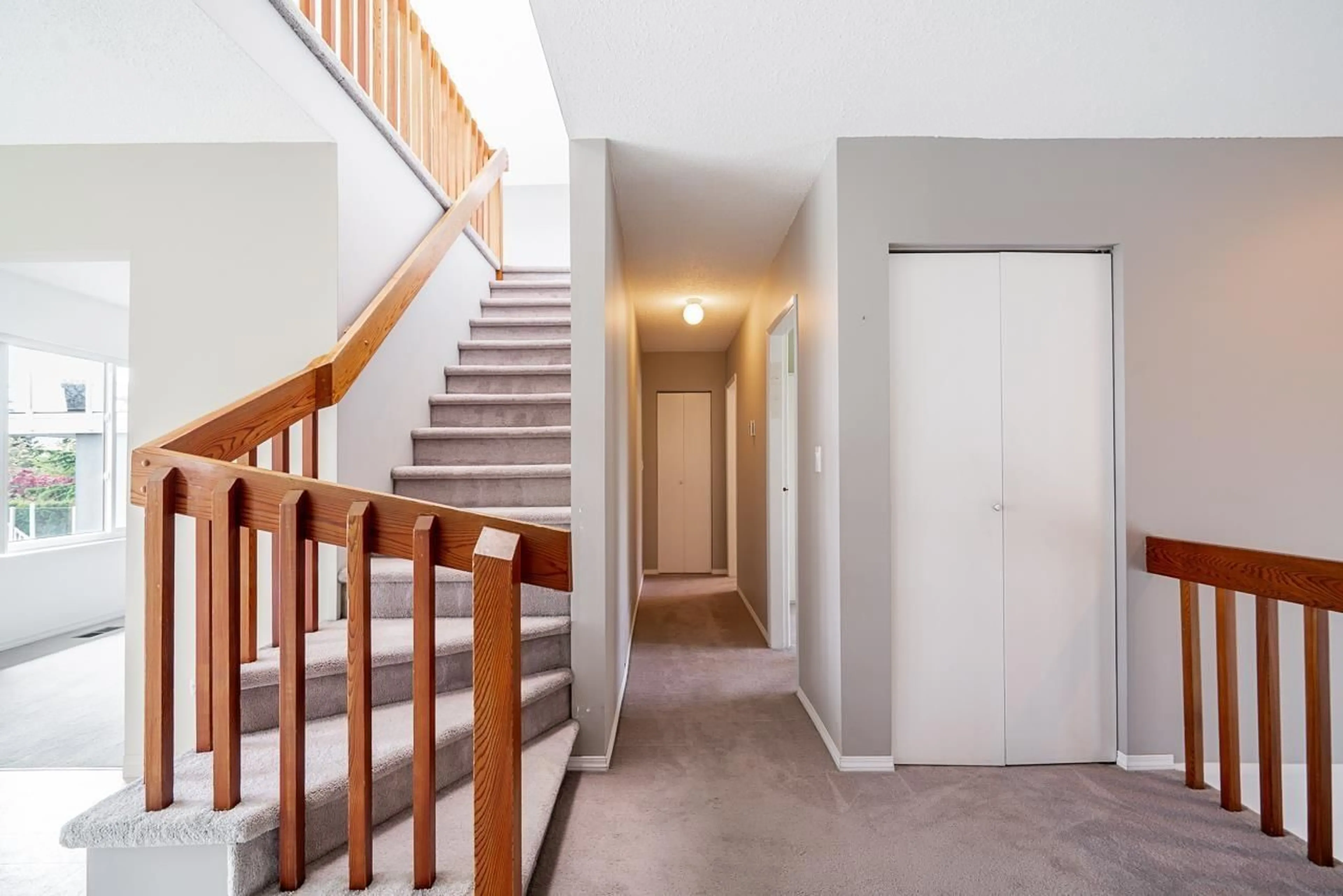 Unknown for 15856 BUENA VISTA AVENUE, White Rock British Columbia V4B2A3