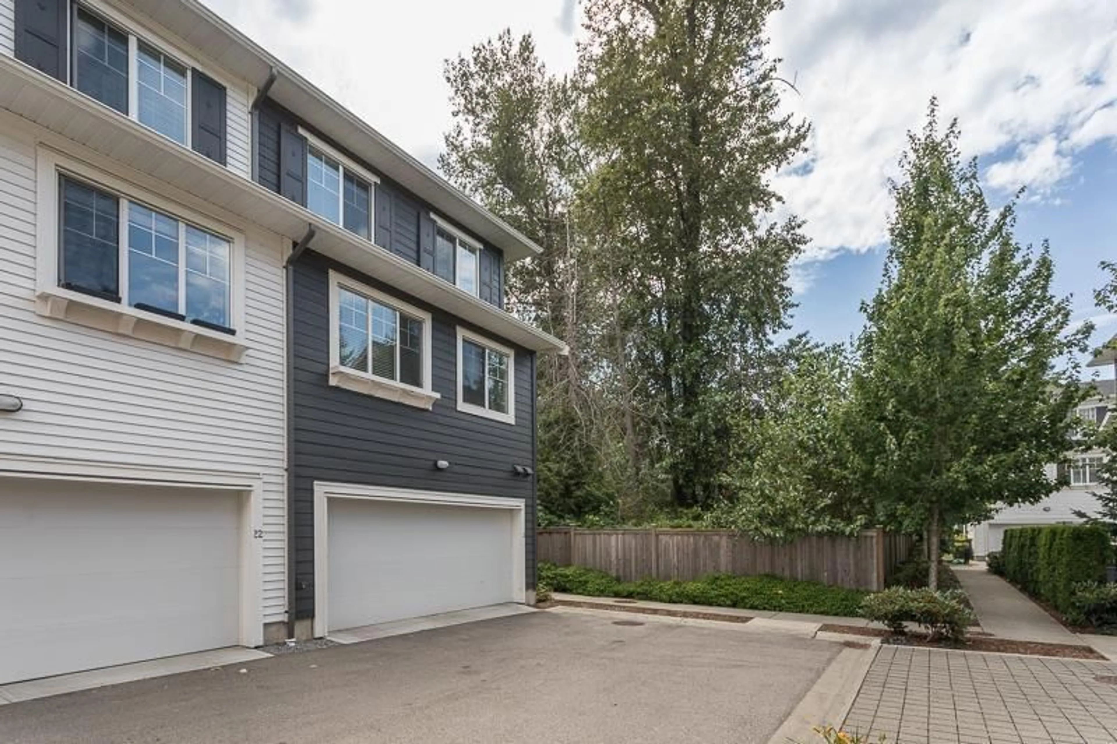 Unknown for 23 - 127 172 STREET, Surrey British Columbia V3Z0W9
