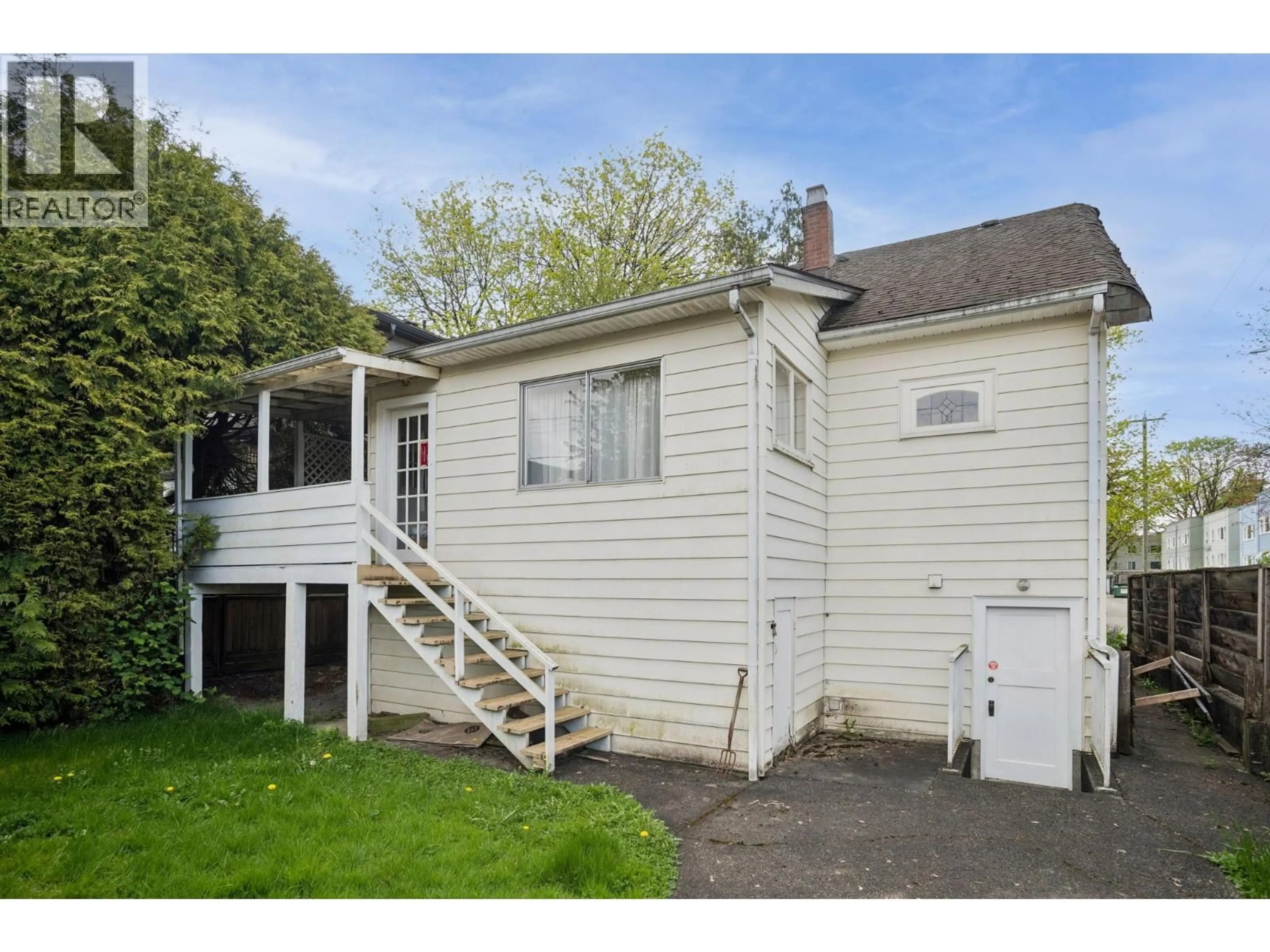 Unknown for 481 WEST 21ST AVENUE, Vancouver British Columbia V5Y2E6