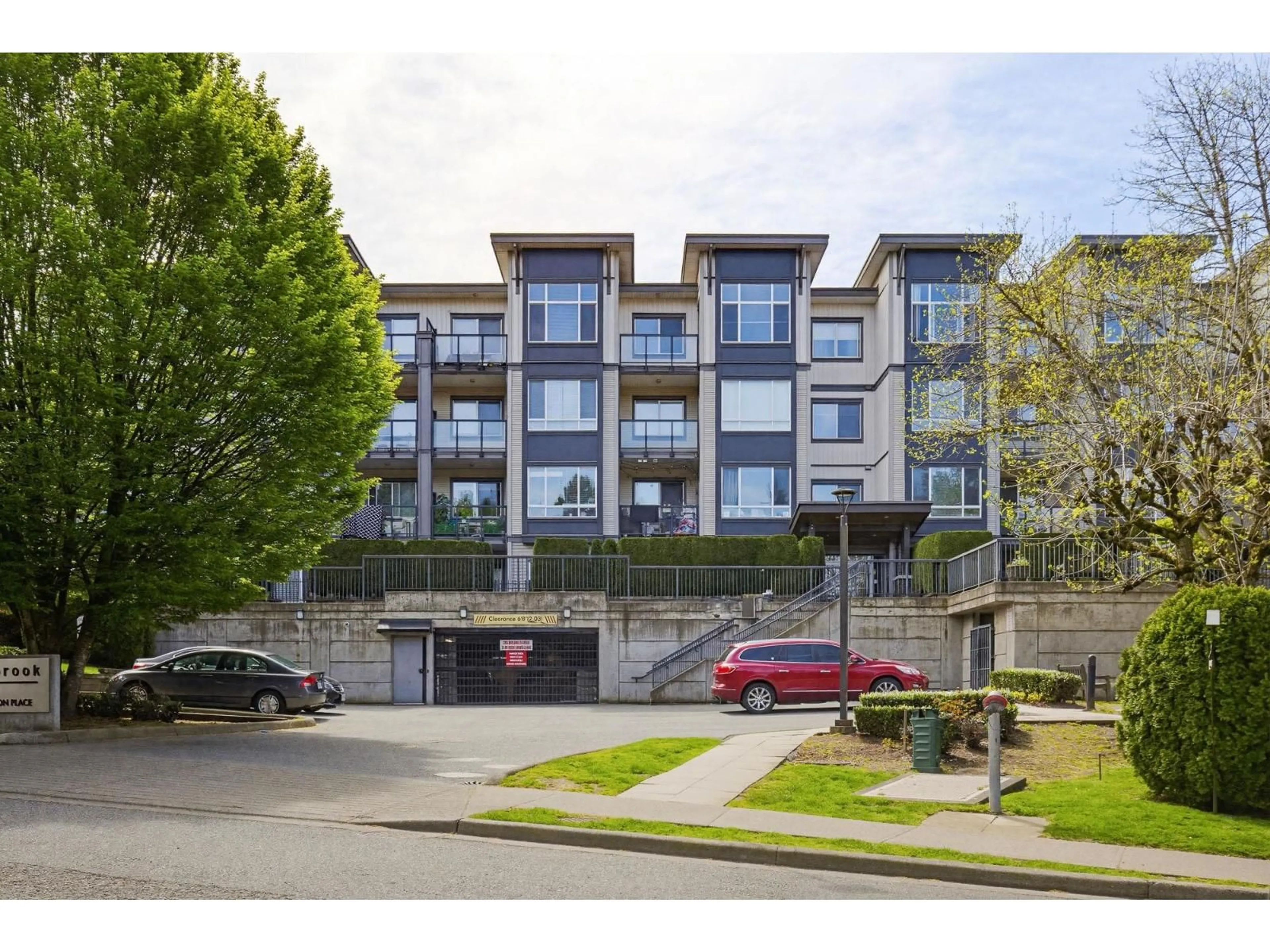 A pic from outside/outdoor area/front of a property/back of a property/a pic from drone, street for 208 - 2943 NELSON PLACE, Abbotsford British Columbia V2S0C8