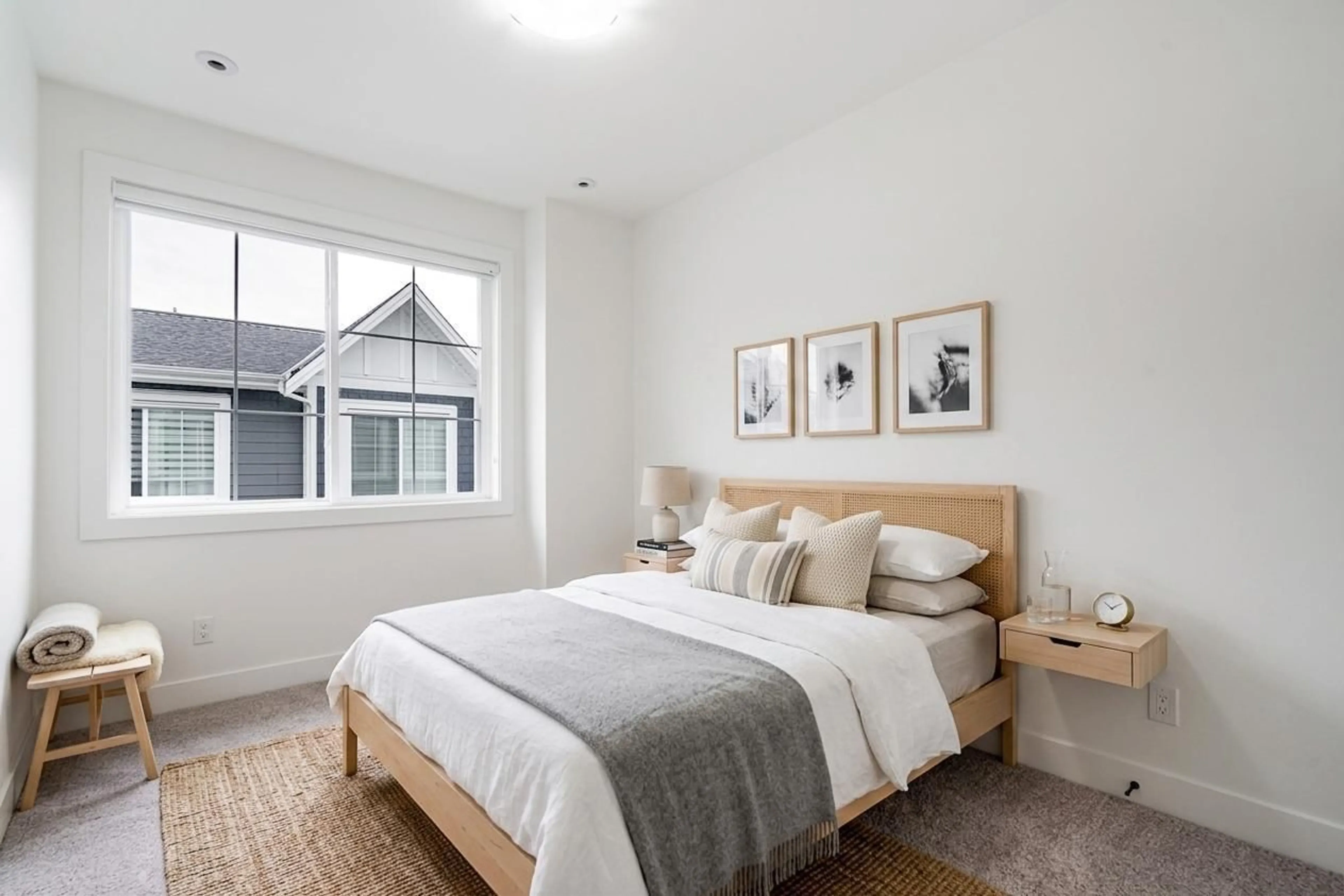 Bedroom with bed, unknown for 2 - 20321 80 AVENUE, Langley British Columbia V2Y2A4