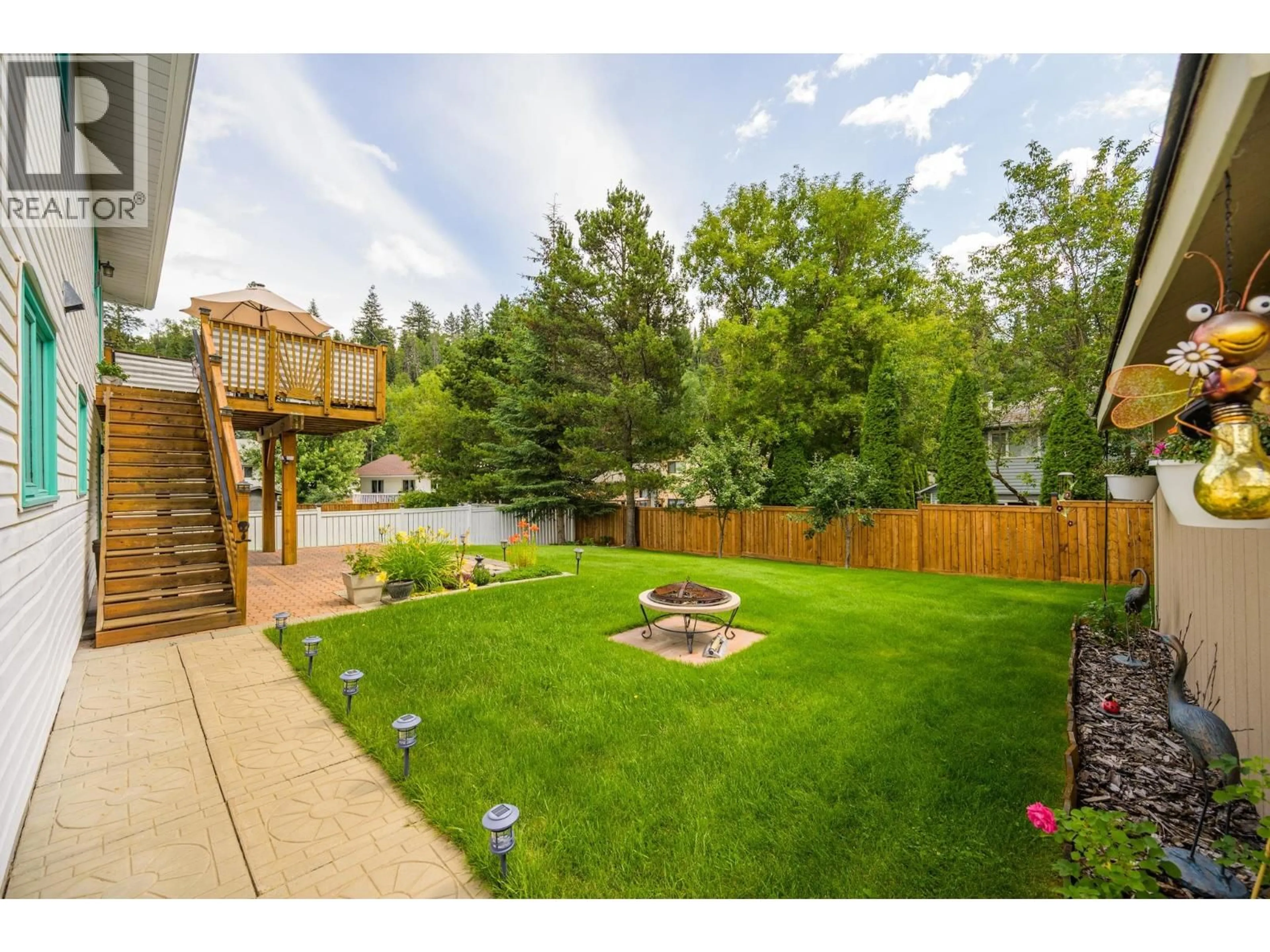 Patio, unknown for 1917 CLEARWOOD CRESCENT, Prince George British Columbia V2K4R1