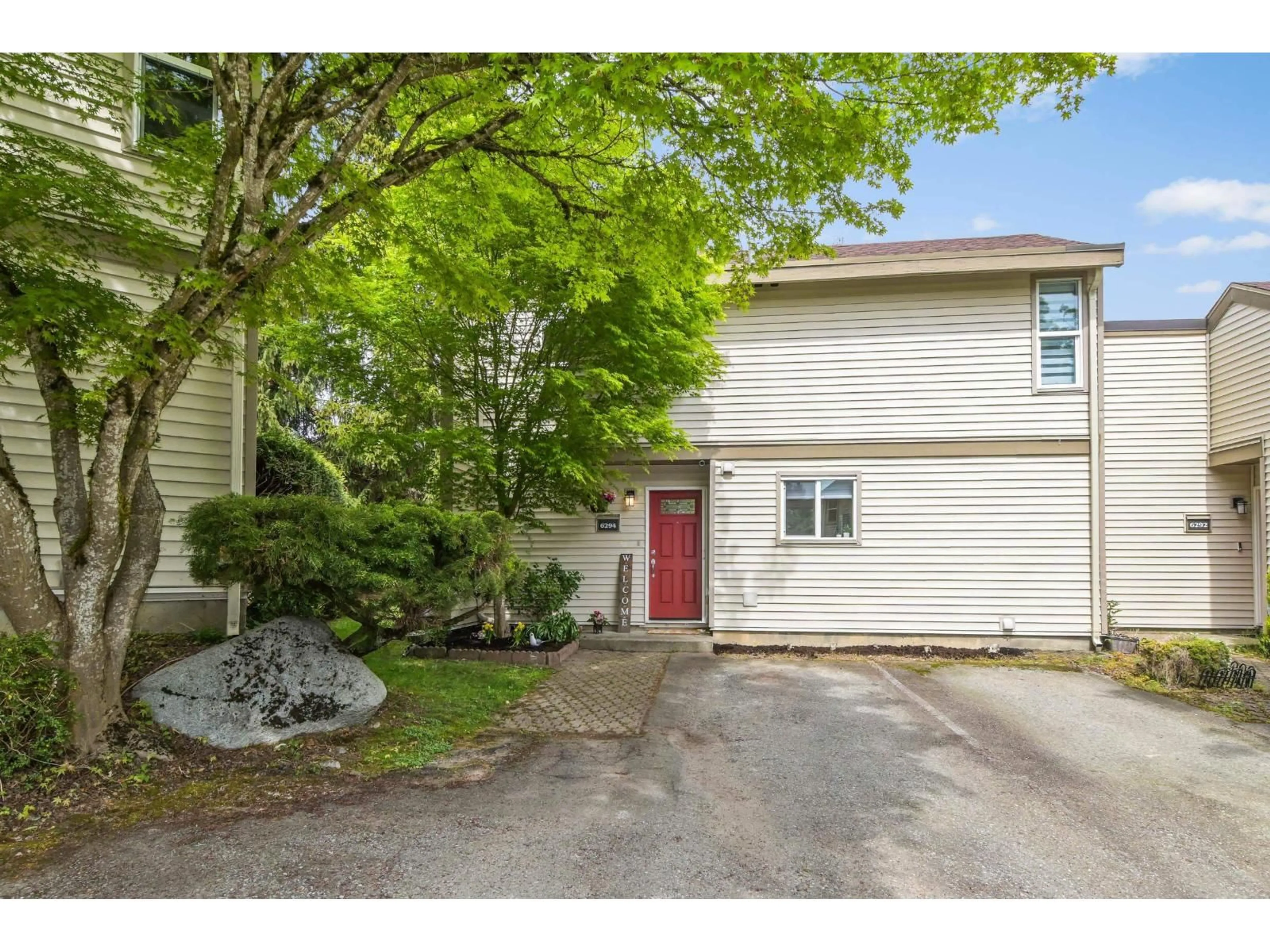 Unknown for 6294 GREENSIDE DRIVE, Surrey British Columbia V3S5M8