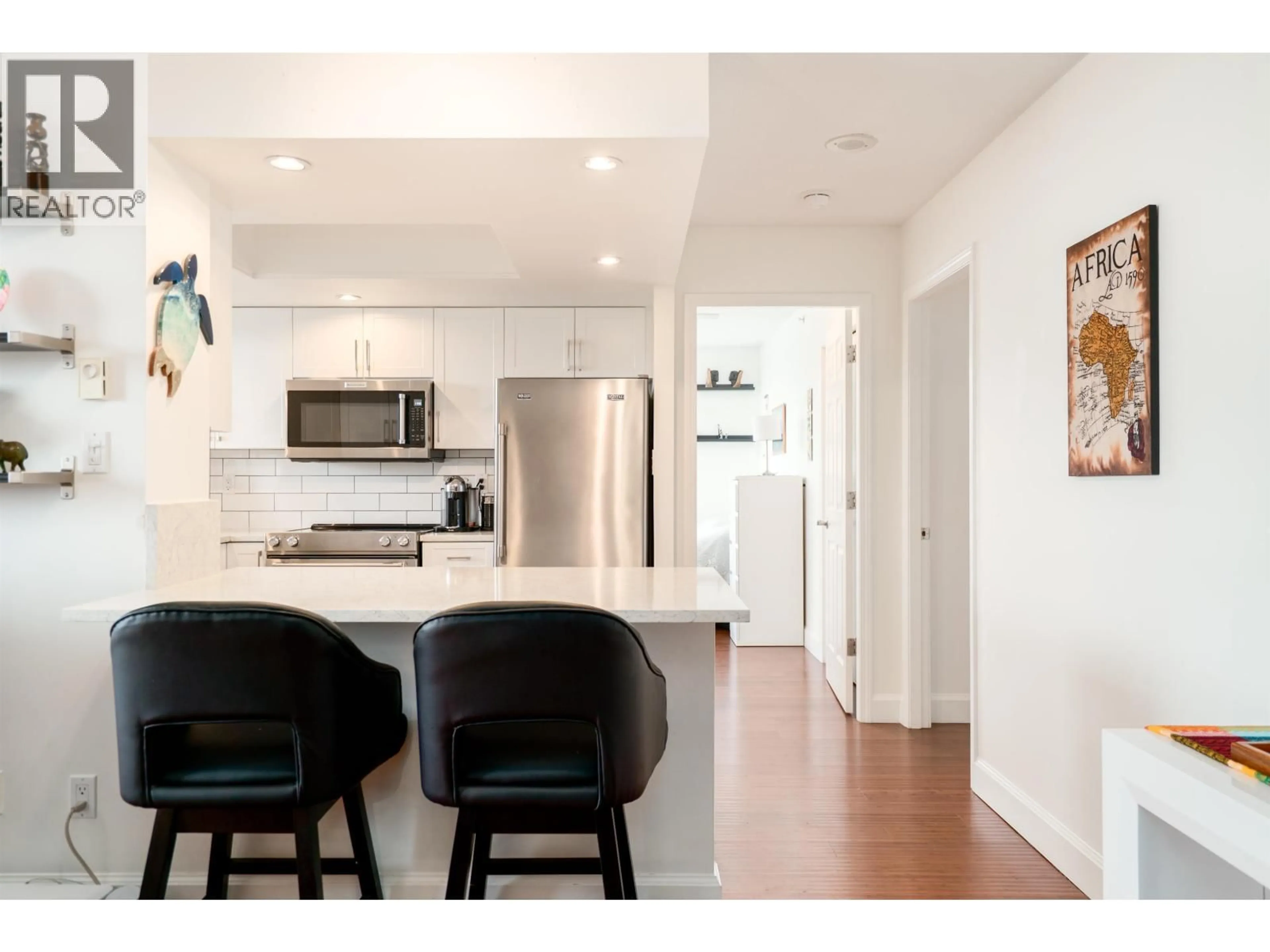 Open concept kitchen, unknown for 1101 - 200 NEWPORT DRIVE, Port Moody British Columbia V3H5B7