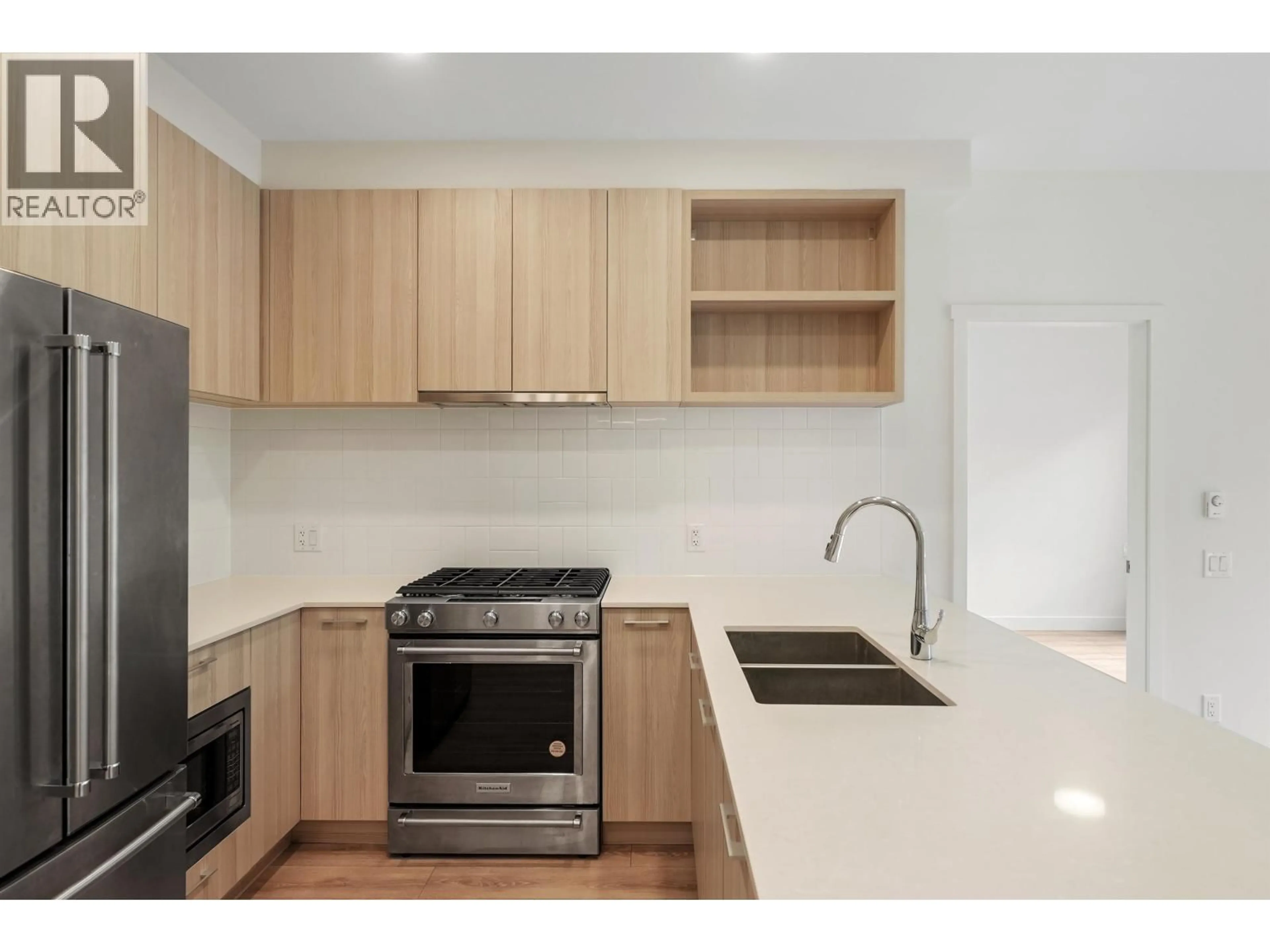 Standard kitchen, unknown for 102 - 741 ANSKAR COURT, Coquitlam British Columbia V3J0N3