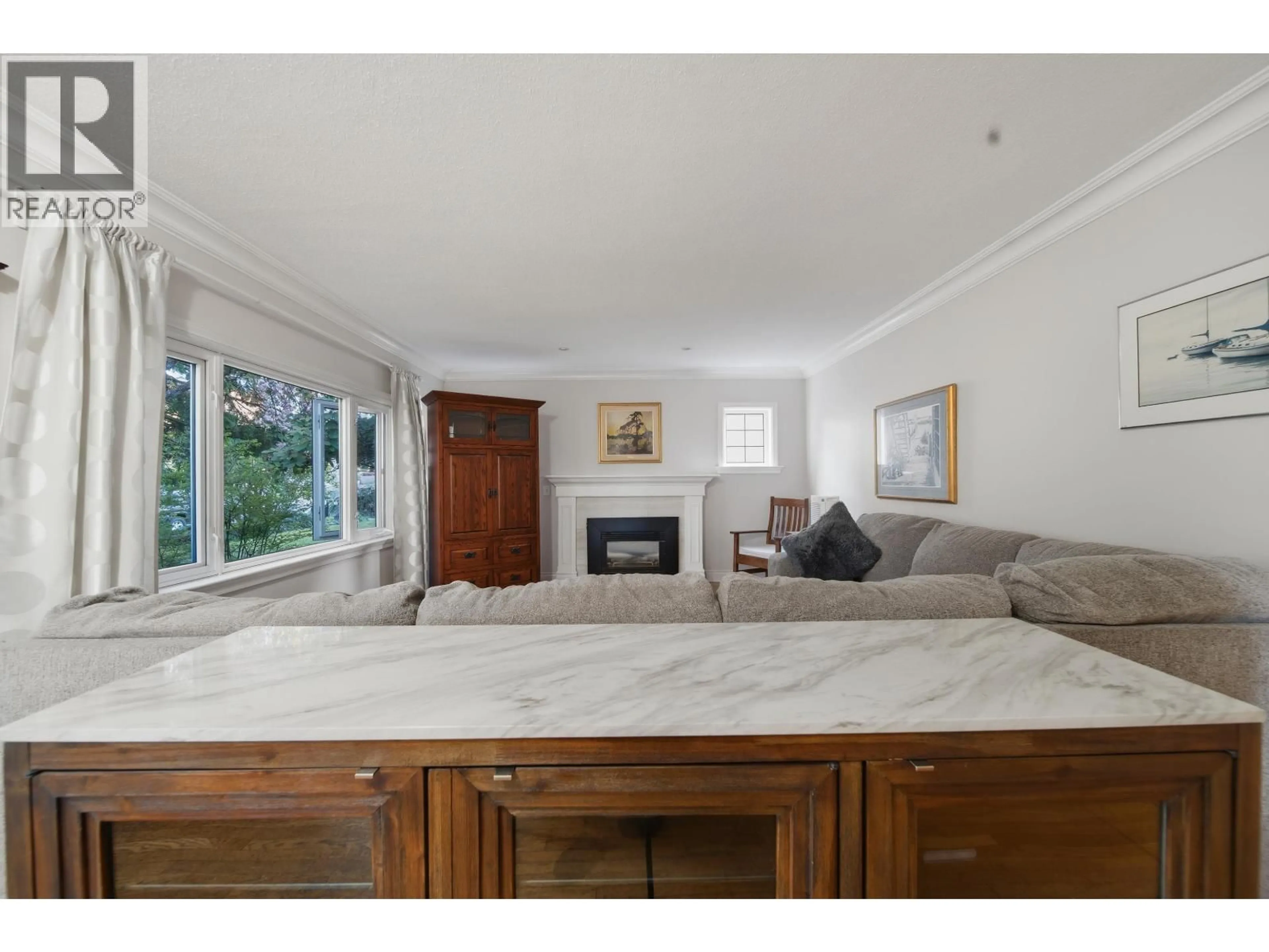 Unknown for 107 SEVENTH AVENUE, New Westminster British Columbia V3L1W2