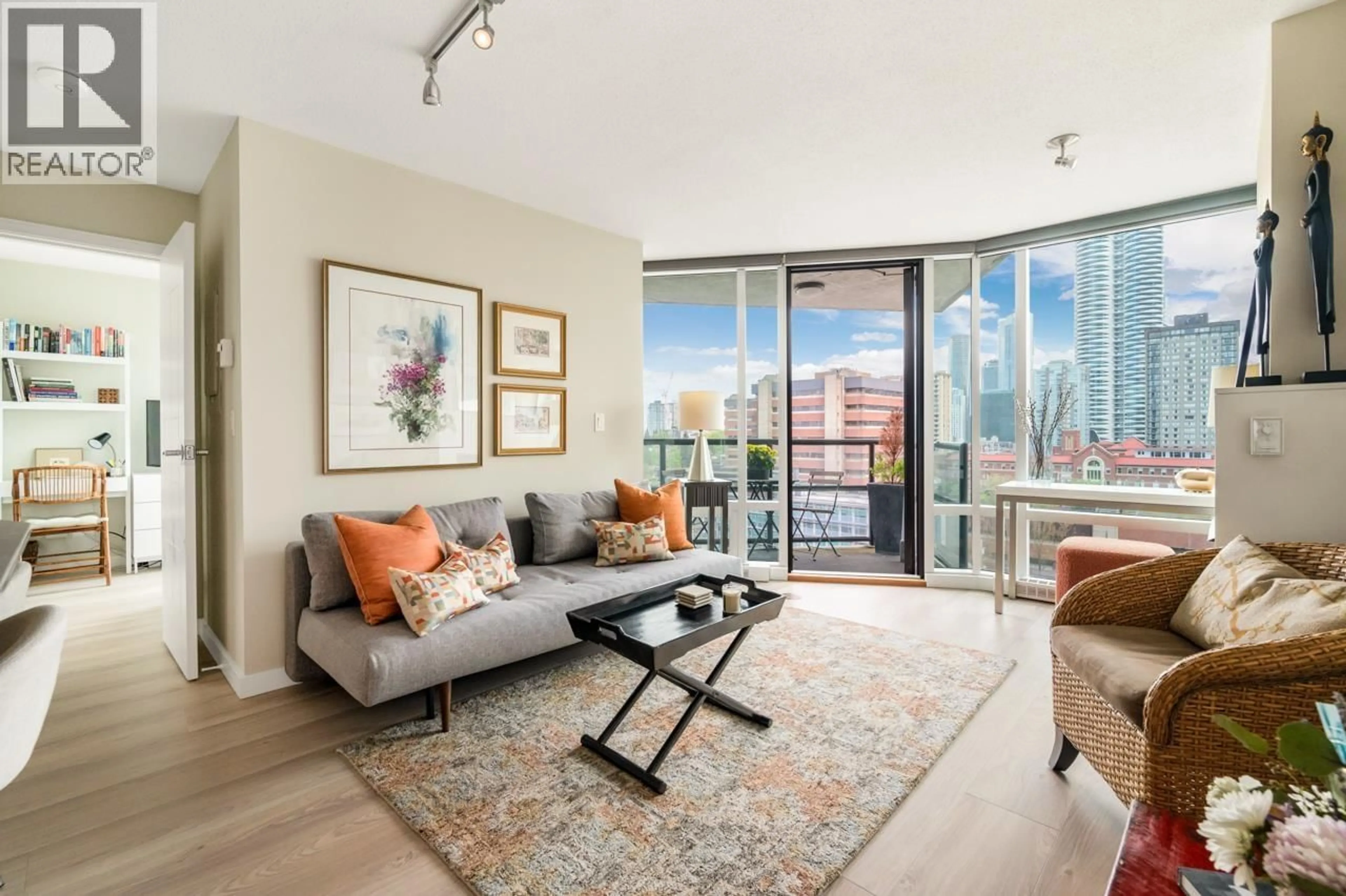 Living room with furniture, unknown for 1301 - 1003 BURNABY STREET, Vancouver British Columbia V6E4R7