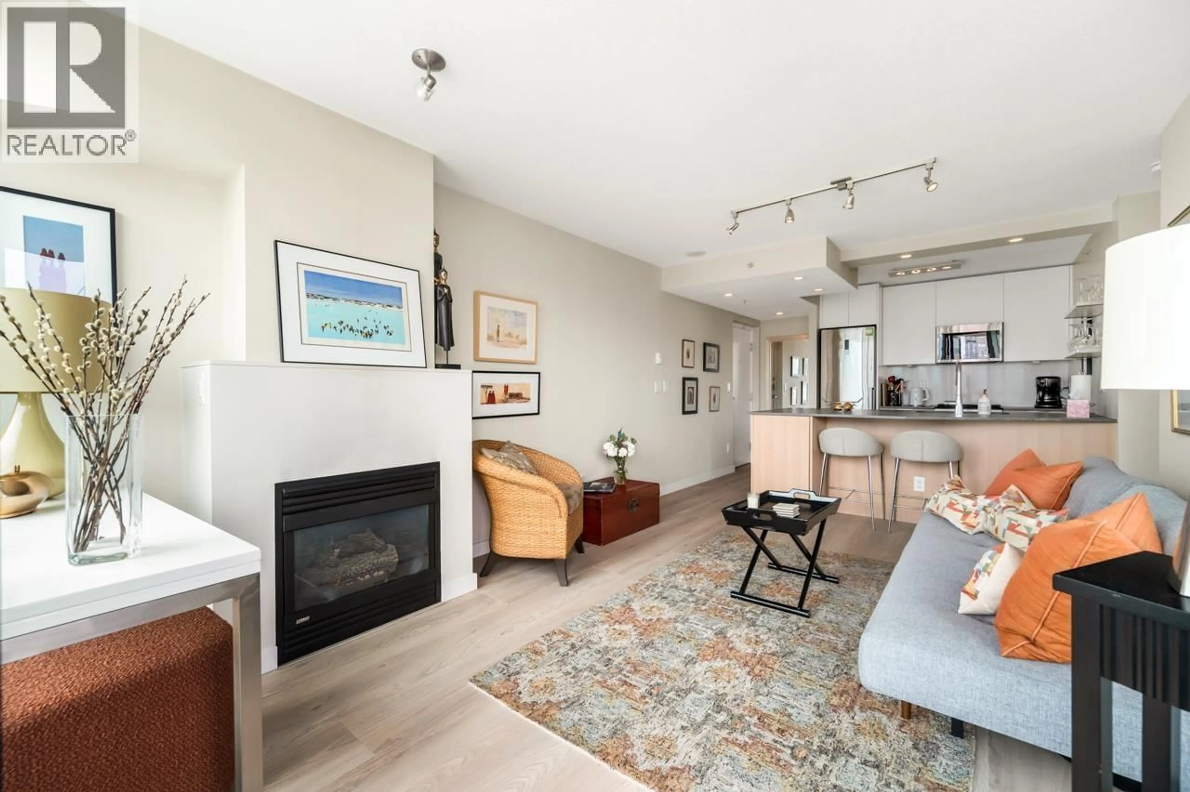 Living room with furniture, unknown for 1301 - 1003 BURNABY STREET, Vancouver British Columbia V6E4R7