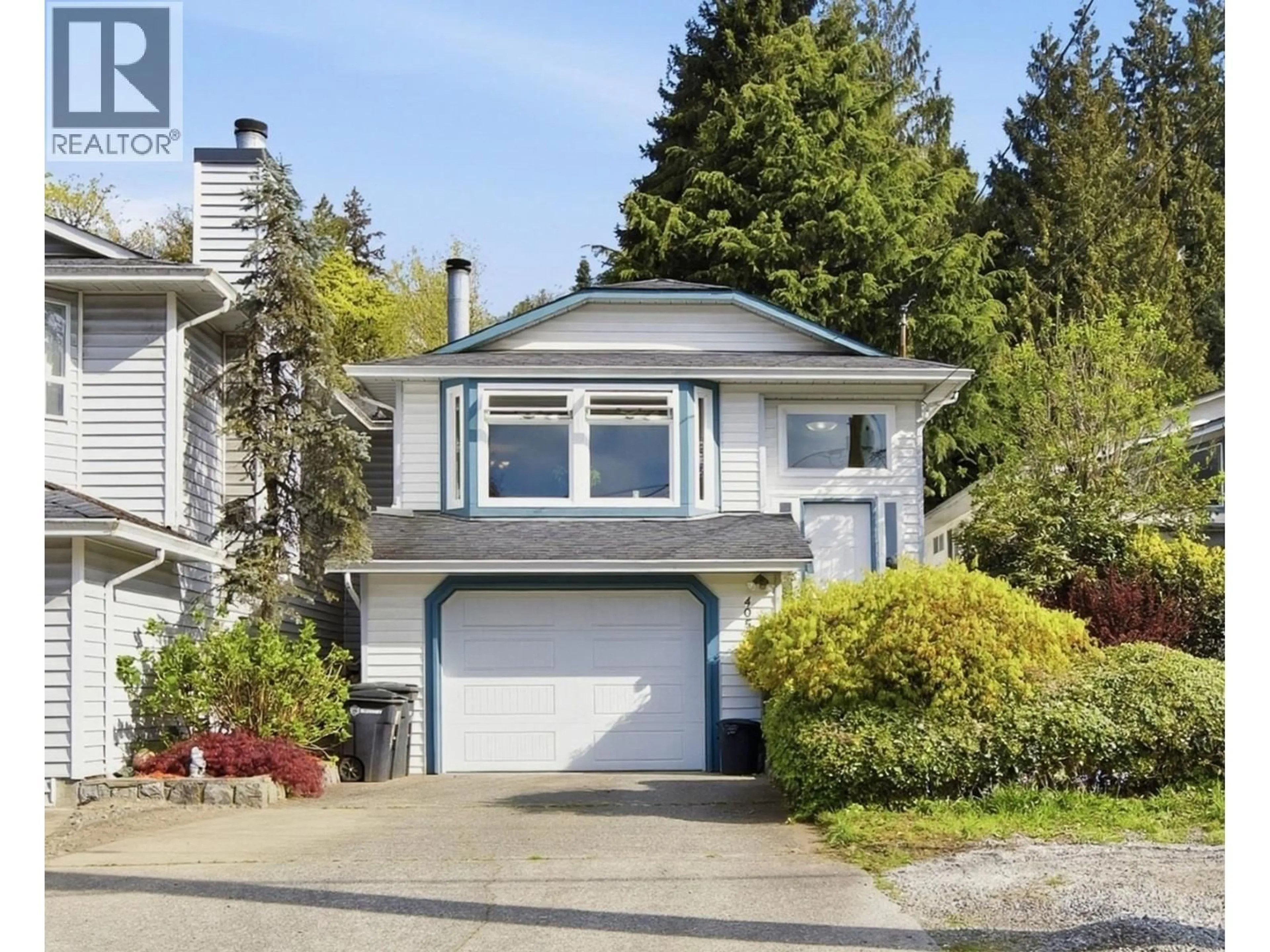 Home with vinyl exterior material, street for 4057 MARINE DRIVE, Burnaby British Columbia V5J3E3