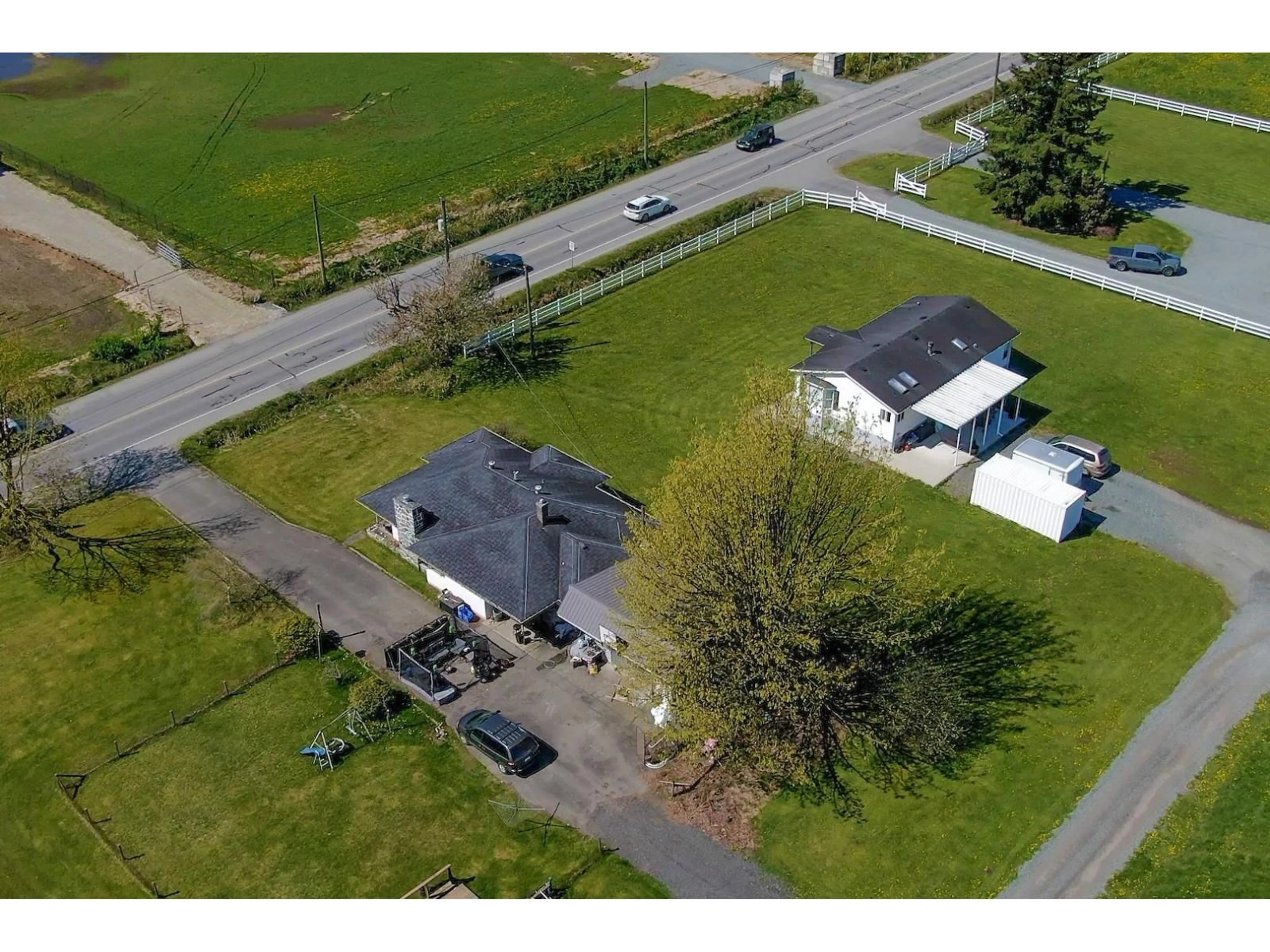 A pic from outside/outdoor area/front of a property/back of a property/a pic from drone, street for 21533 CRUSH CRESCENT, Langley British Columbia V2Y2P9
