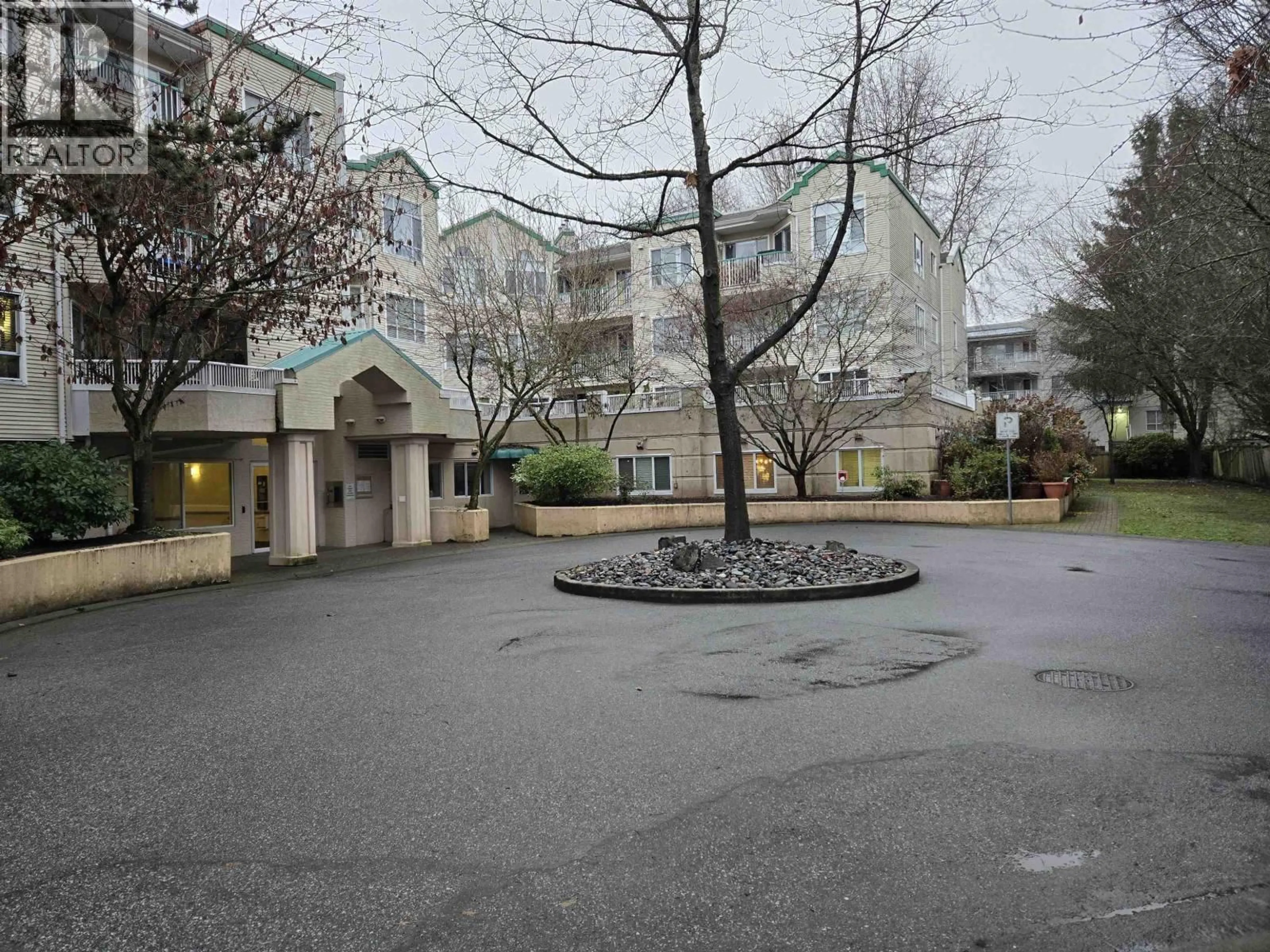 Patio, unknown for 100 - 8655 JONES ROAD, Richmond British Columbia V6Y3V7