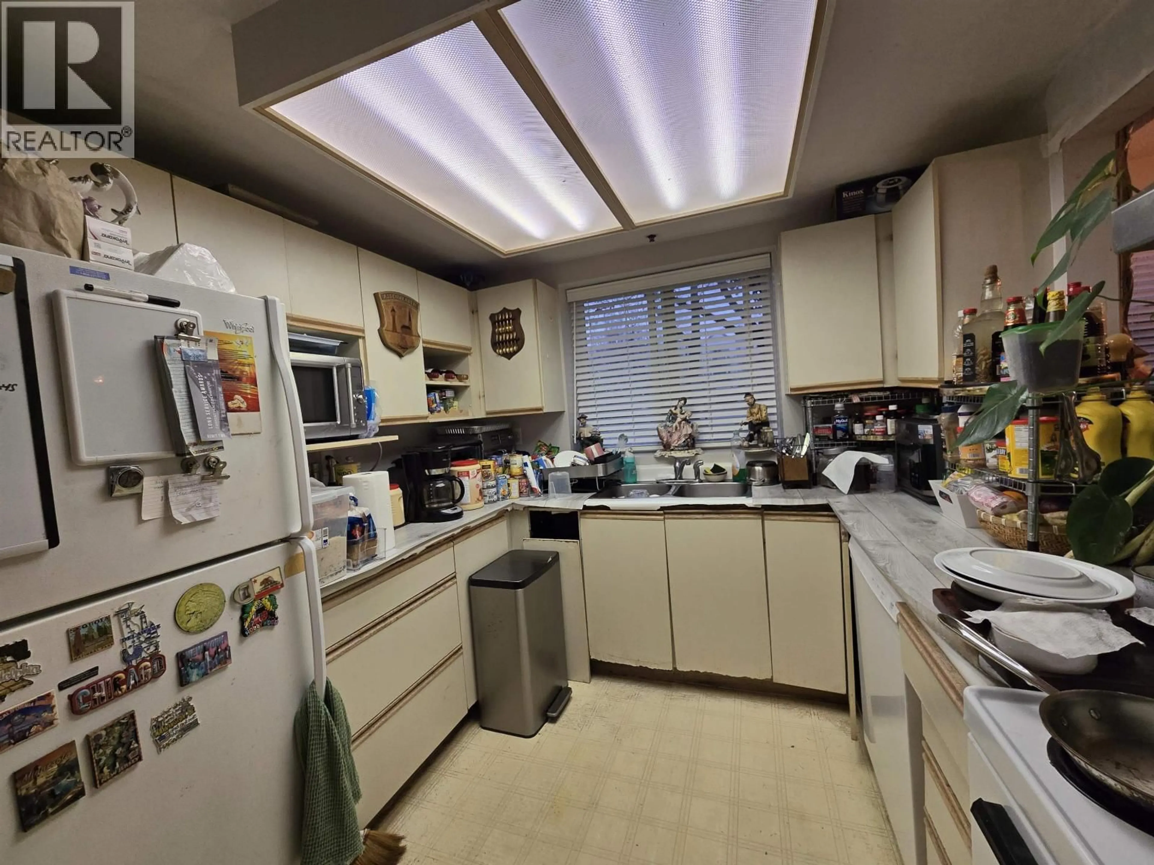 Standard kitchen, unknown for 100 - 8655 JONES ROAD, Richmond British Columbia V6Y3V7