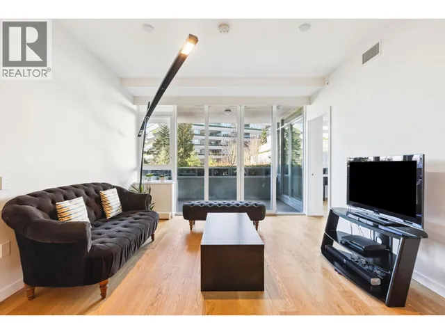 204 - 788 ARTHUR ERICKSON PLACE, West Vancouver 3