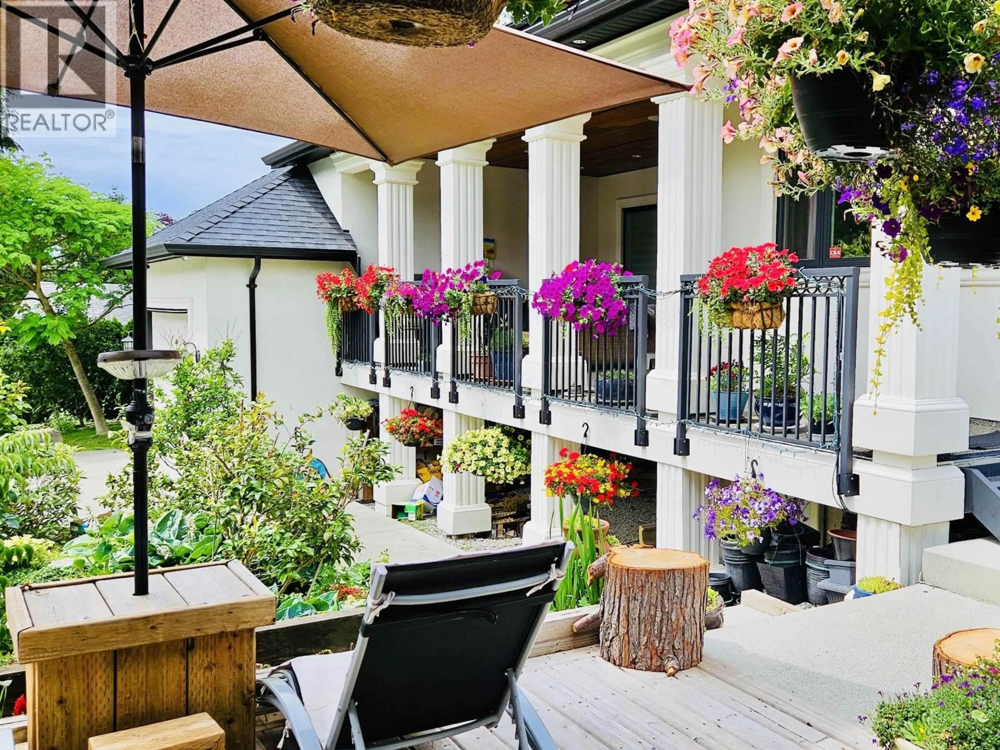 Patio, mountain view for 6280 BUCHANAN STREET, Burnaby British Columbia V5B2S5