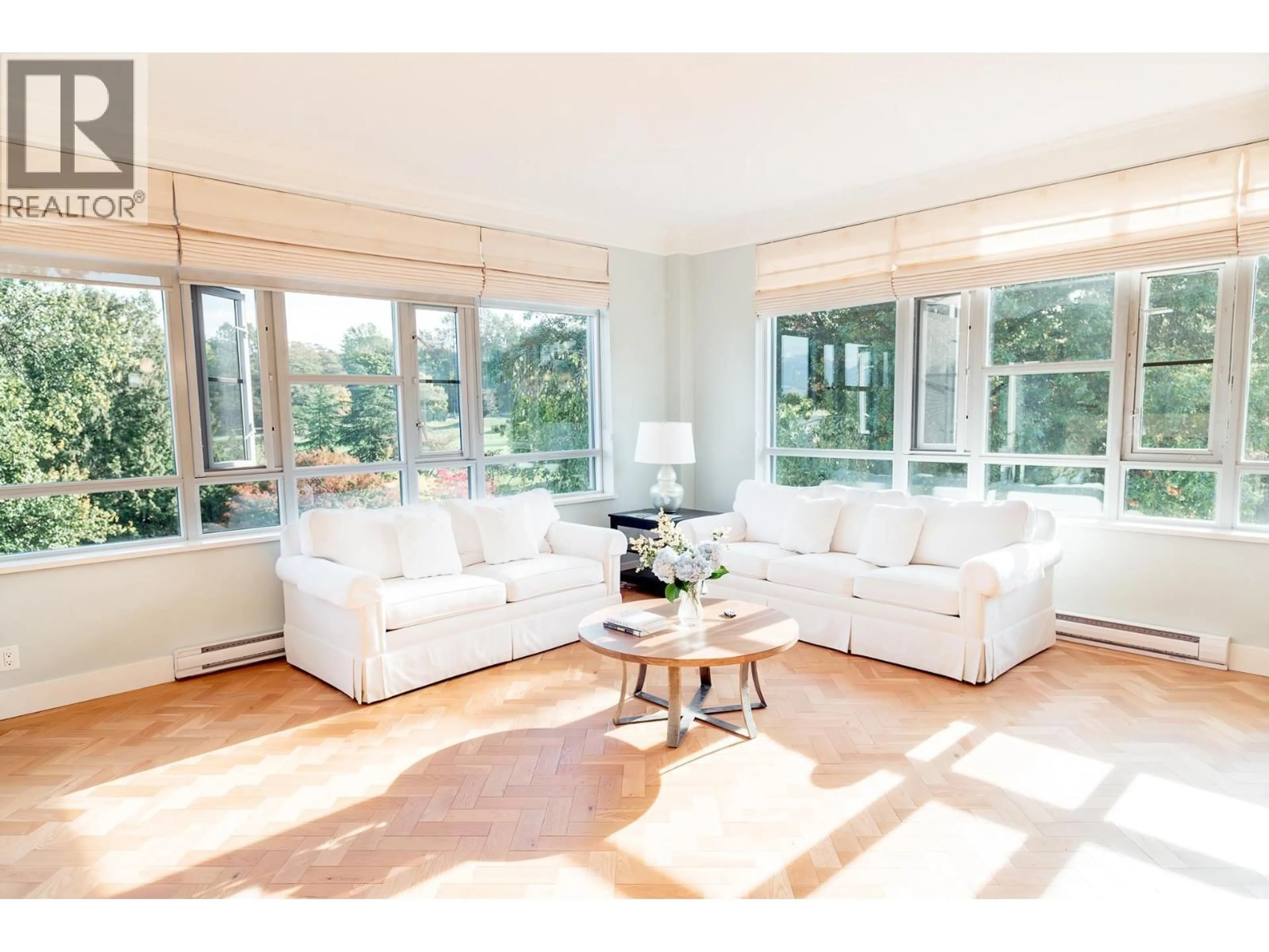 Living room with furniture, unknown for 501 - 4685 VALLEY DRIVE, Vancouver British Columbia V6J5M2