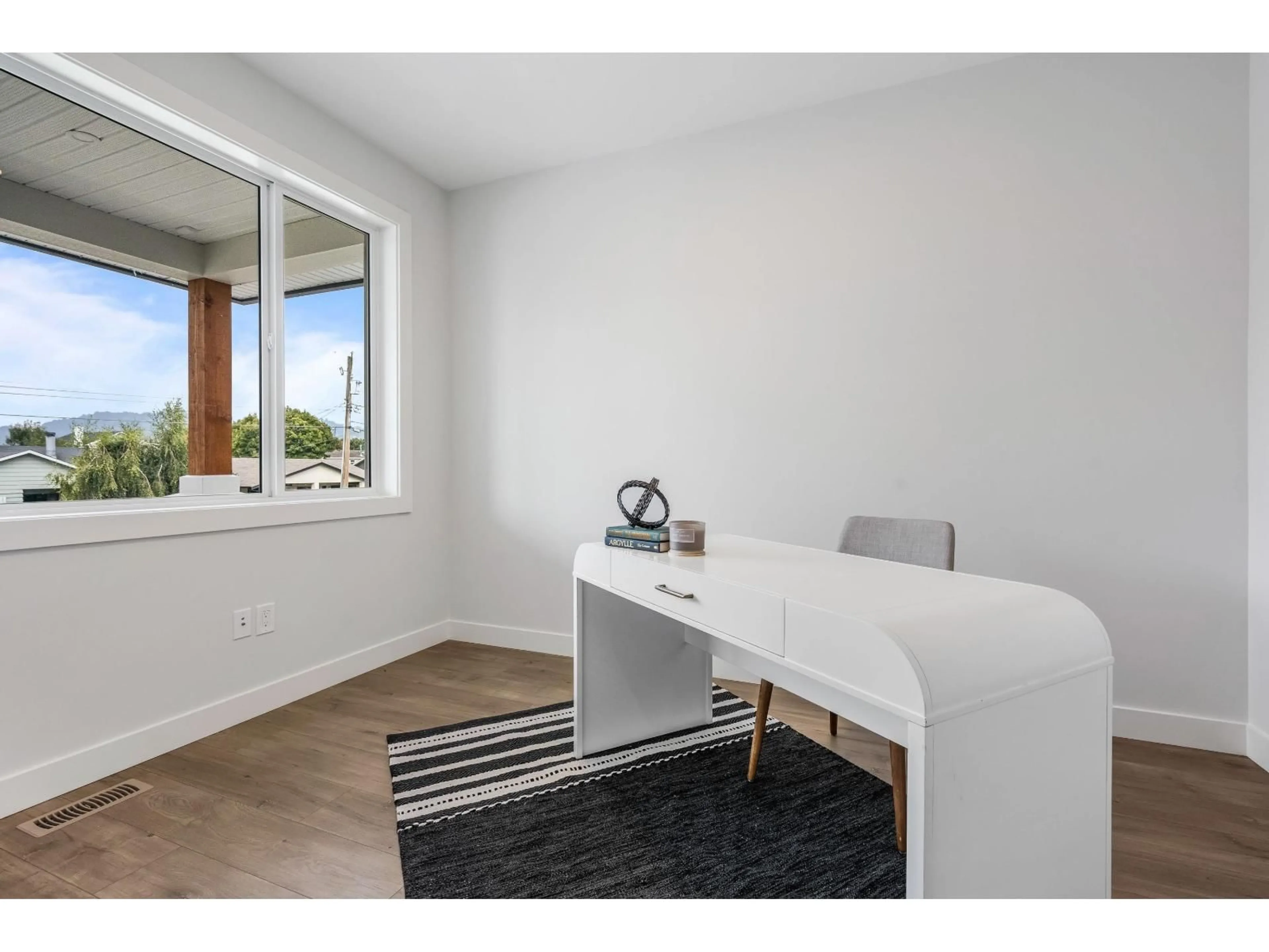A pic of a room for 7142 ROCHESTER AVENUE, Chilliwack British Columbia V2R2P3