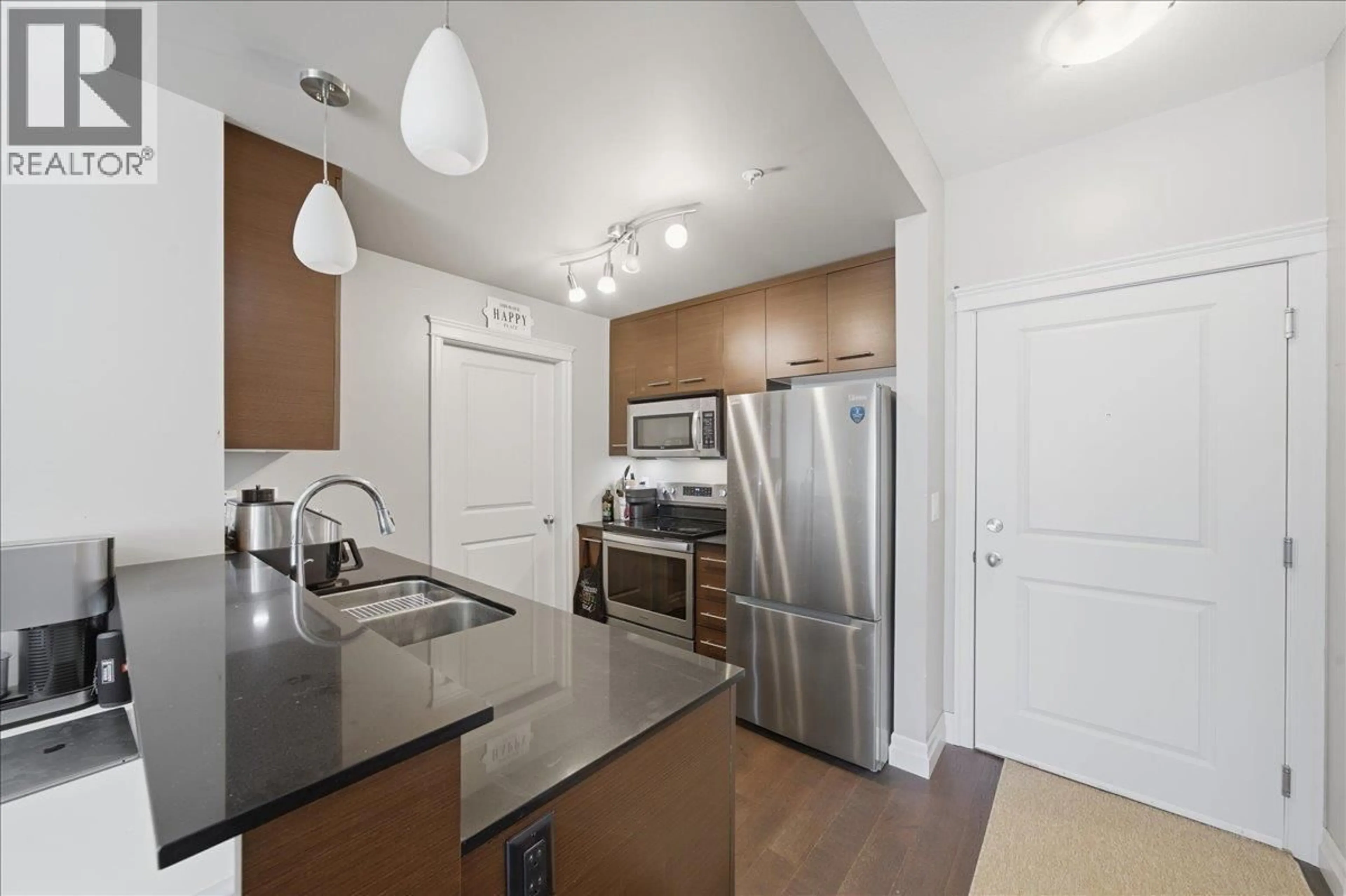 Standard kitchen, unknown for 310 - 2343 ATKINS AVENUE, Port Coquitlam British Columbia V3C1Y7