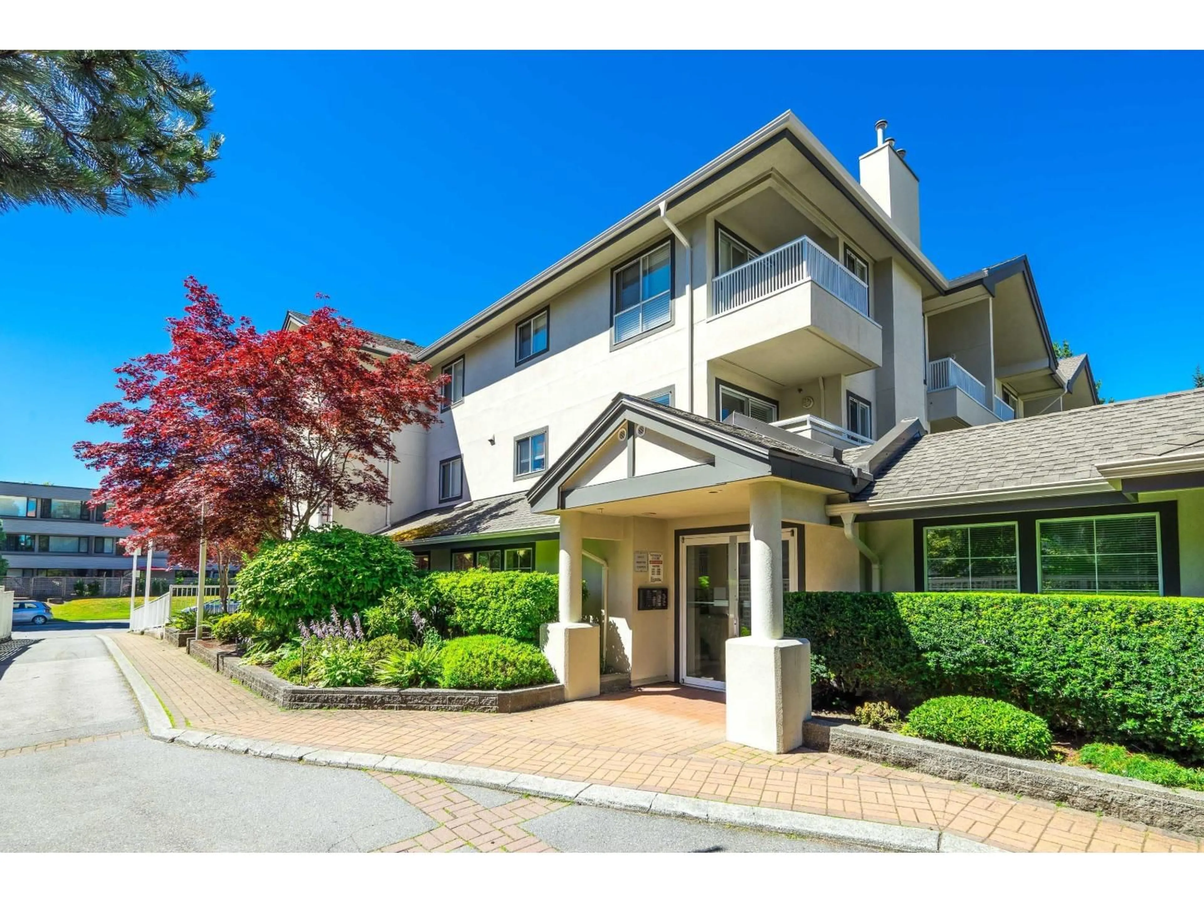 Unknown for 304 - 15272 20 AVENUE, Surrey British Columbia V4A2A3